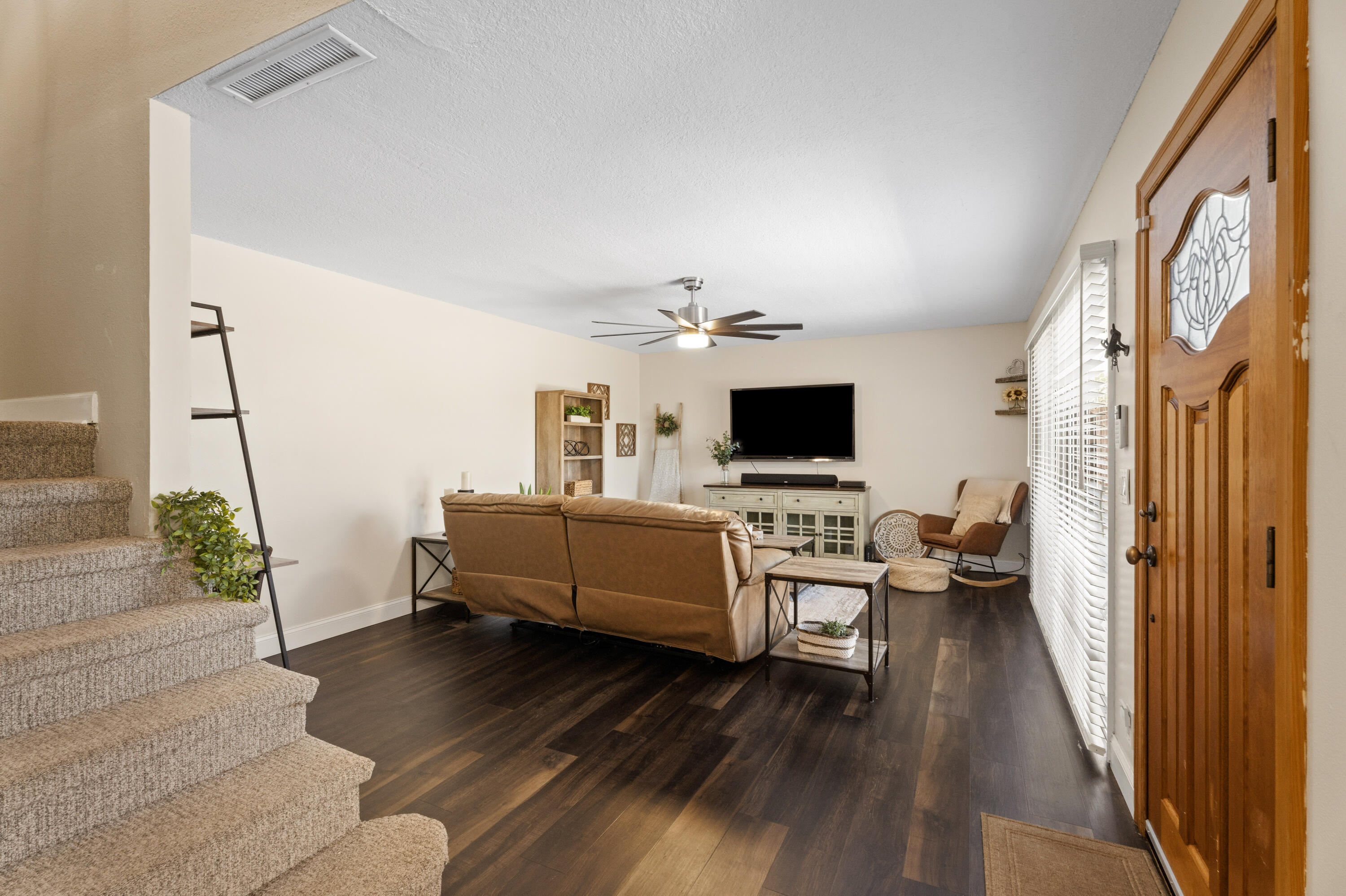 110 N Delaware Boulevard 13a