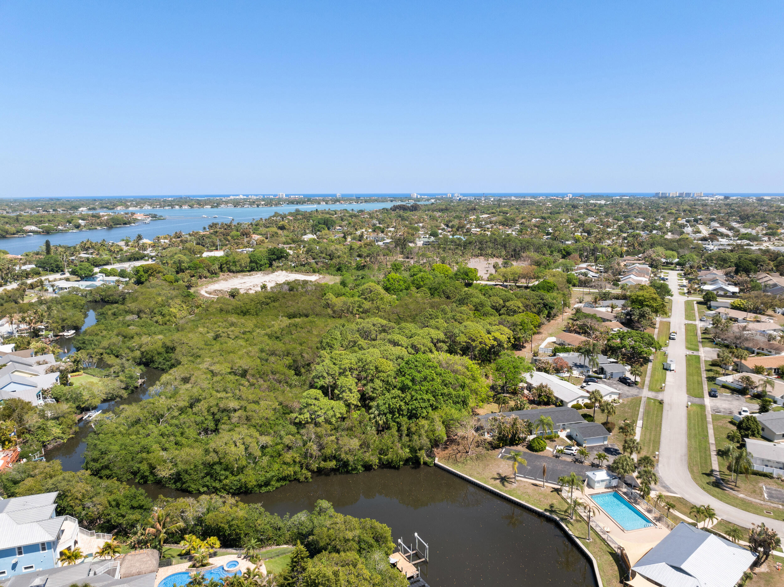 110 N Delaware Boulevard 13a