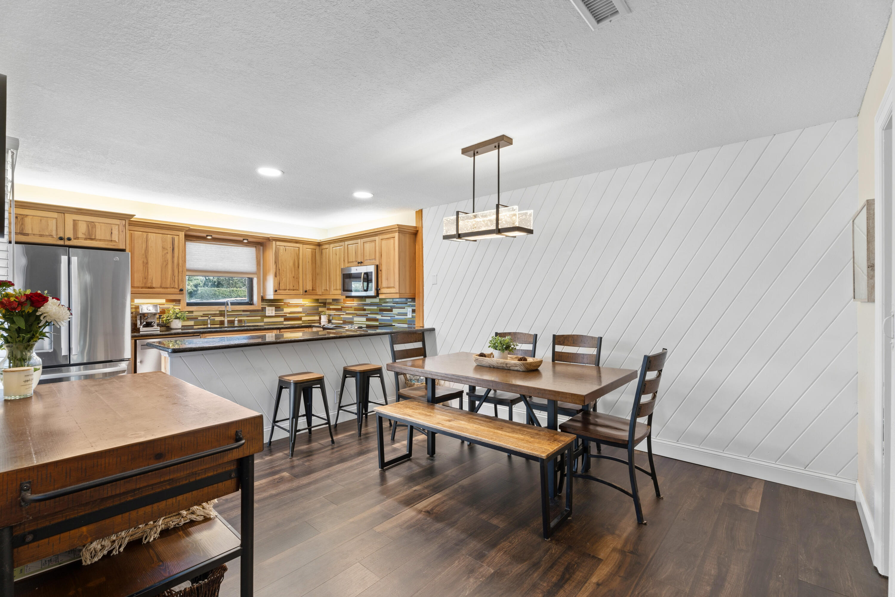 110 N Delaware Boulevard 13a