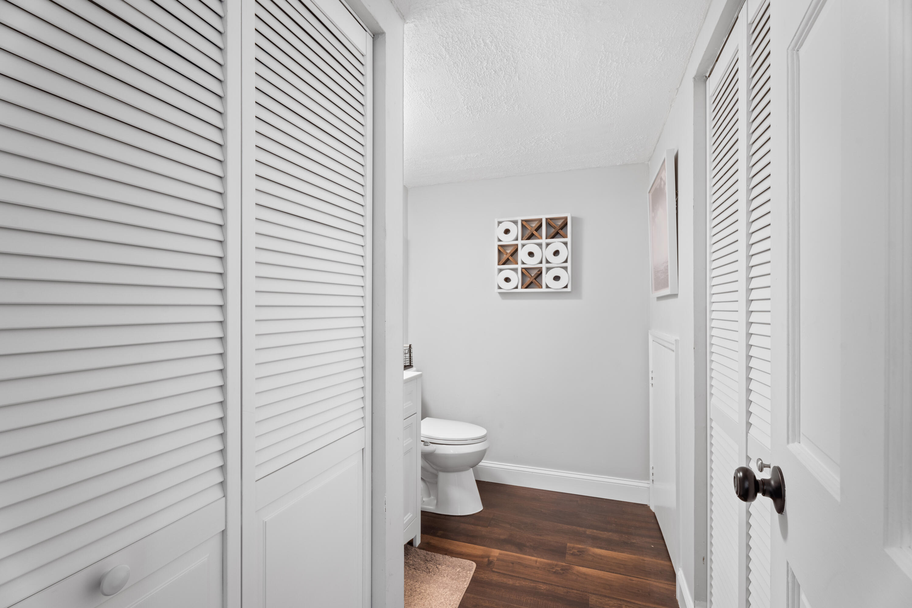 110 N Delaware Boulevard 13a