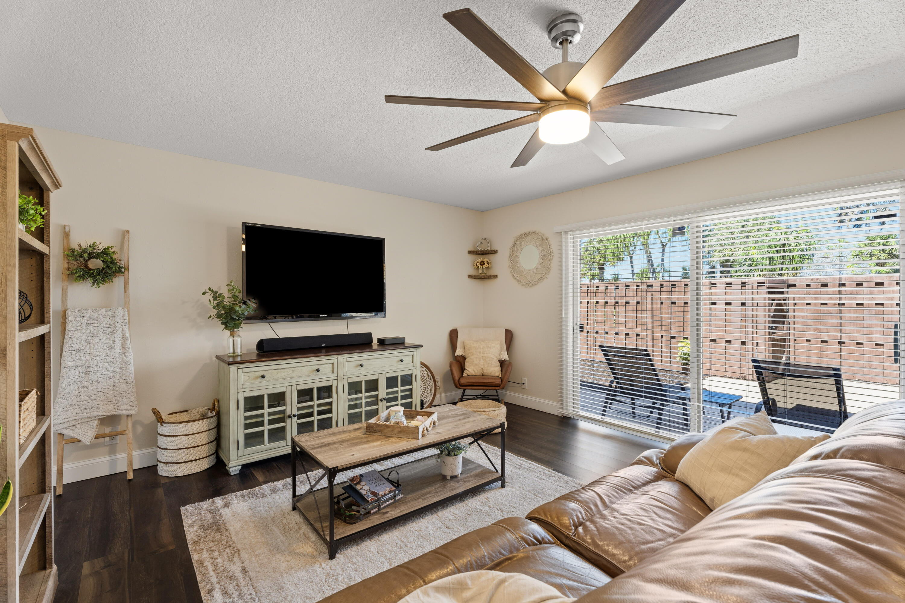 110 N Delaware Boulevard 13a
