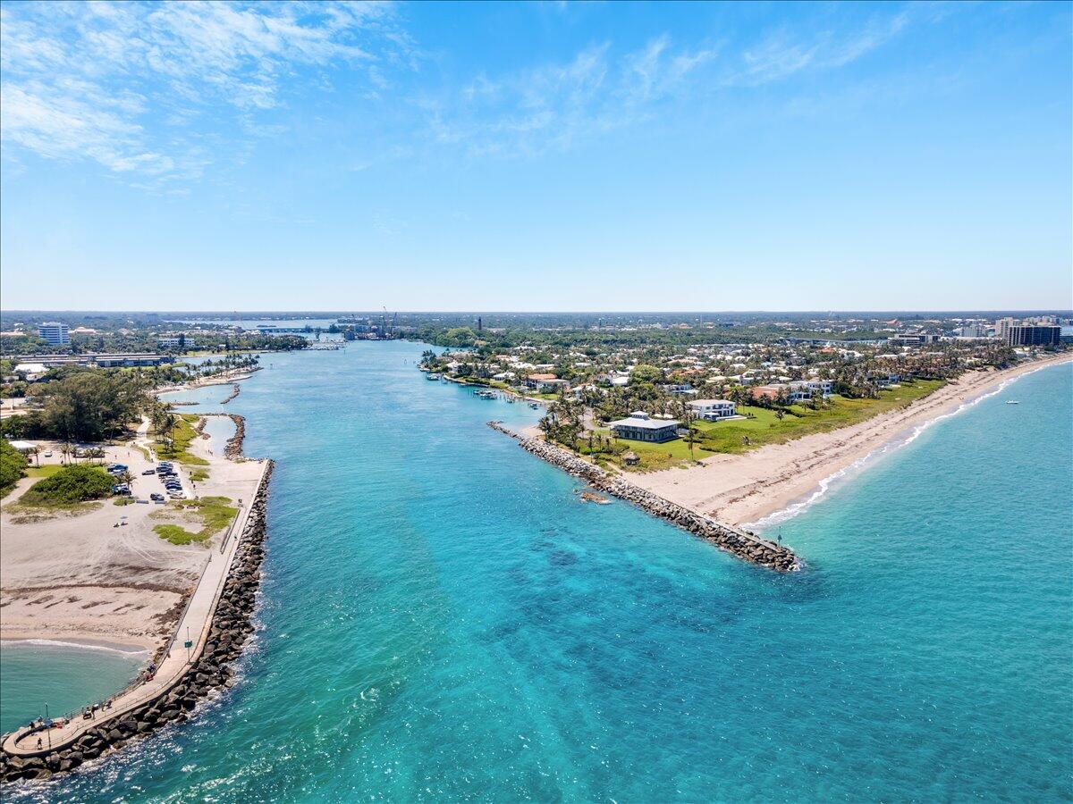 19035 SE Southgate Drive