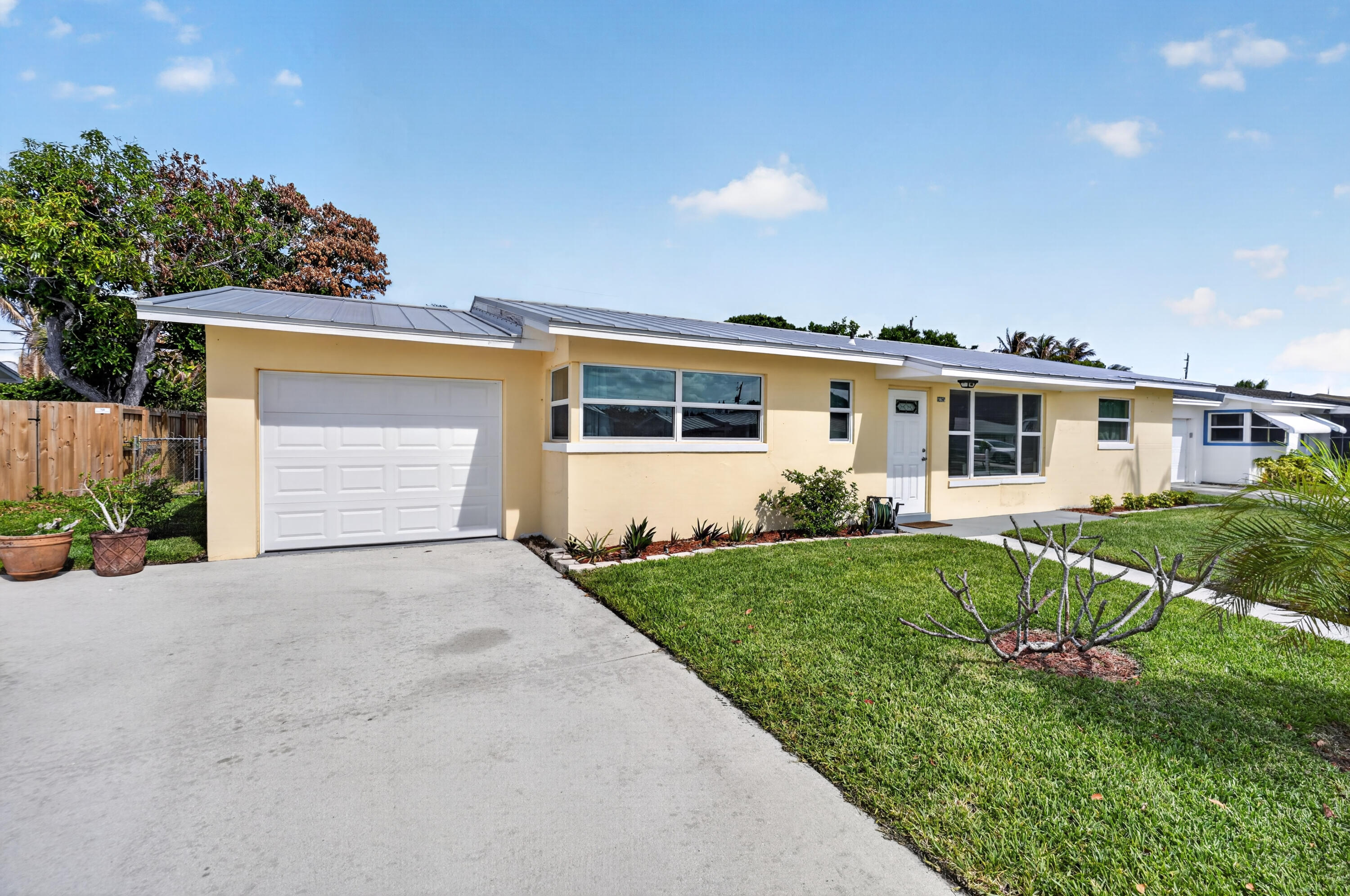 19035 SE Southgate Drive