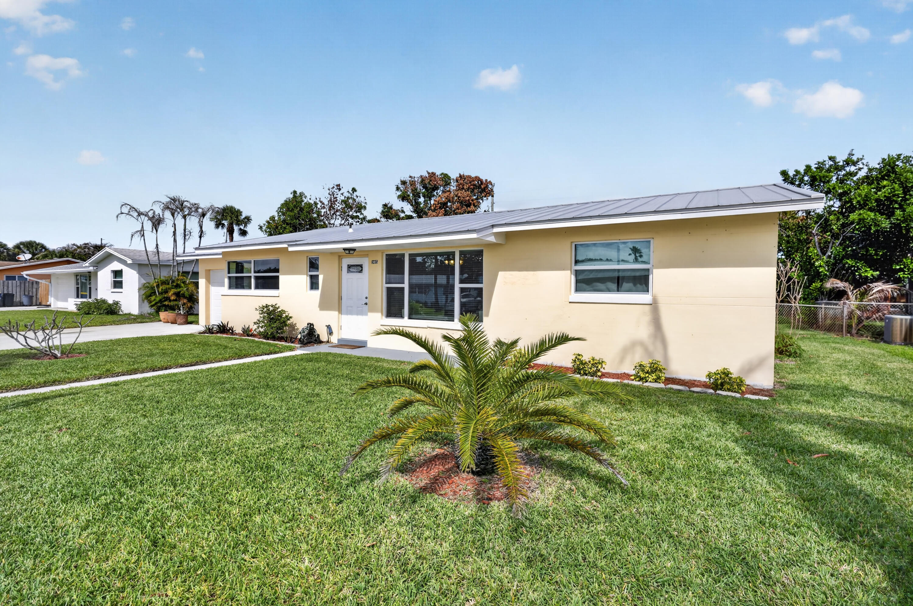 19035 SE Southgate Drive