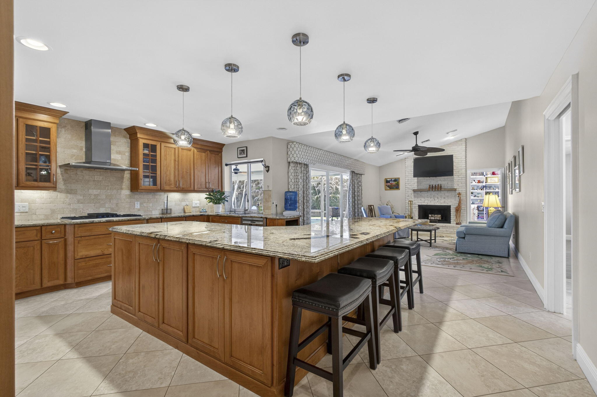 19670 Trails End Terrace