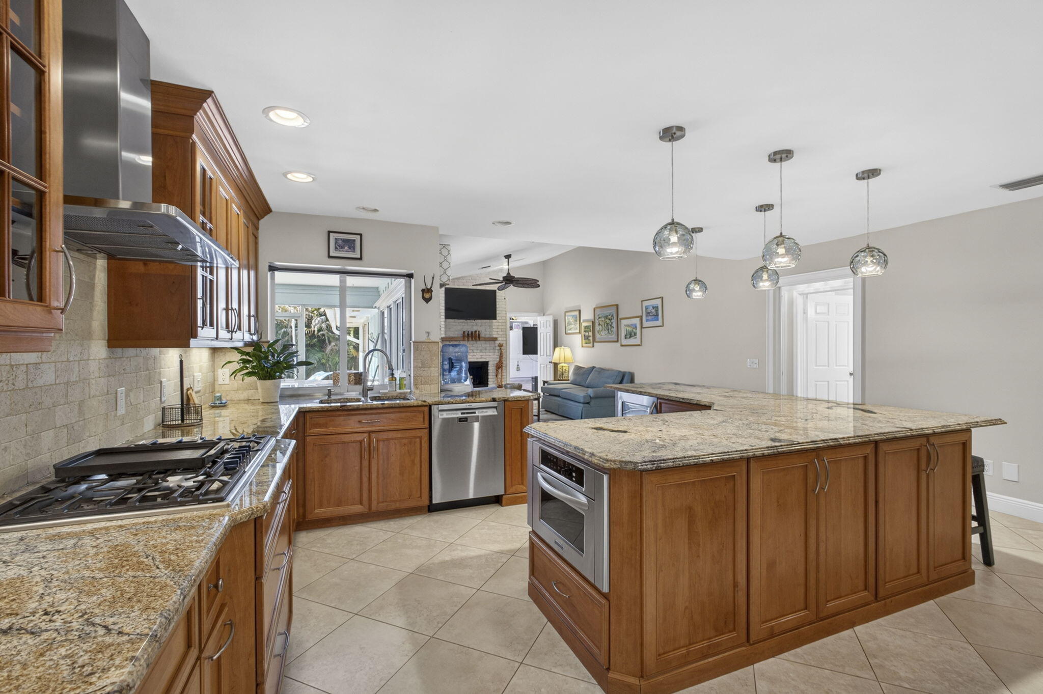 19670 Trails End Terrace