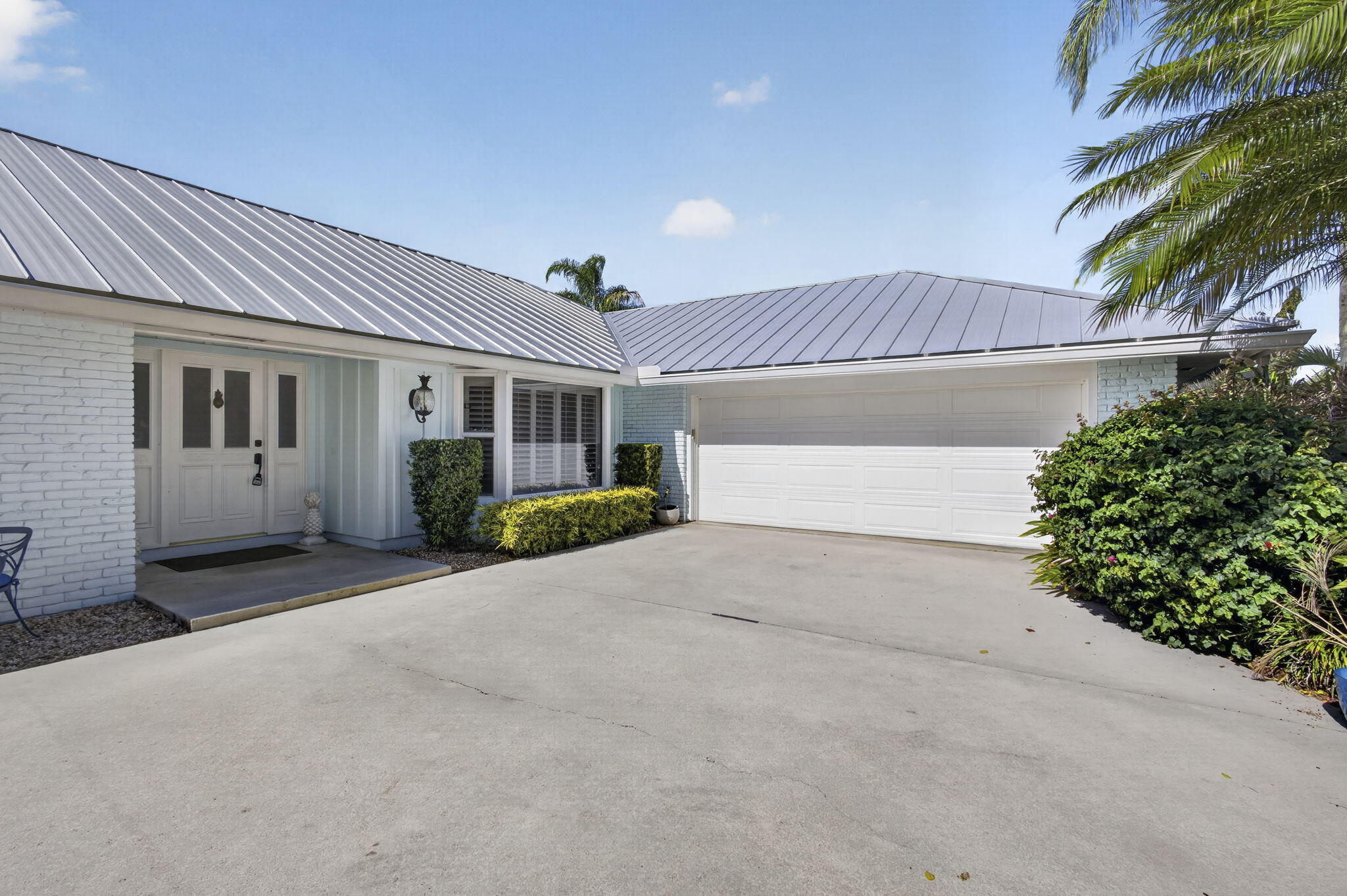 19670 Trails End Terrace