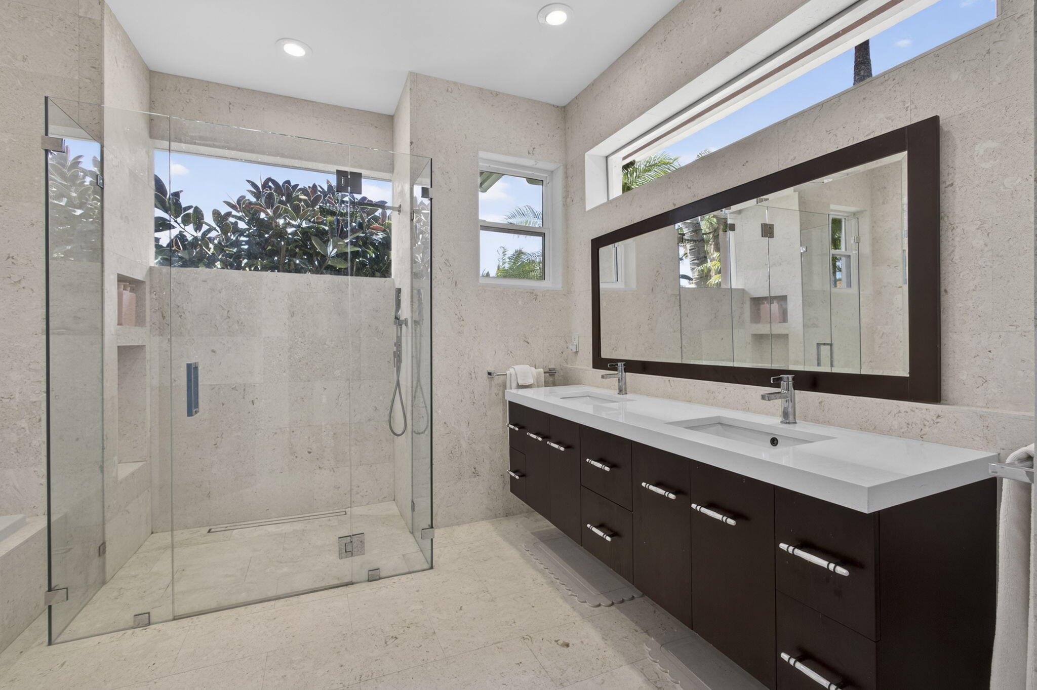 9328 SE Mystic Cove Terrace