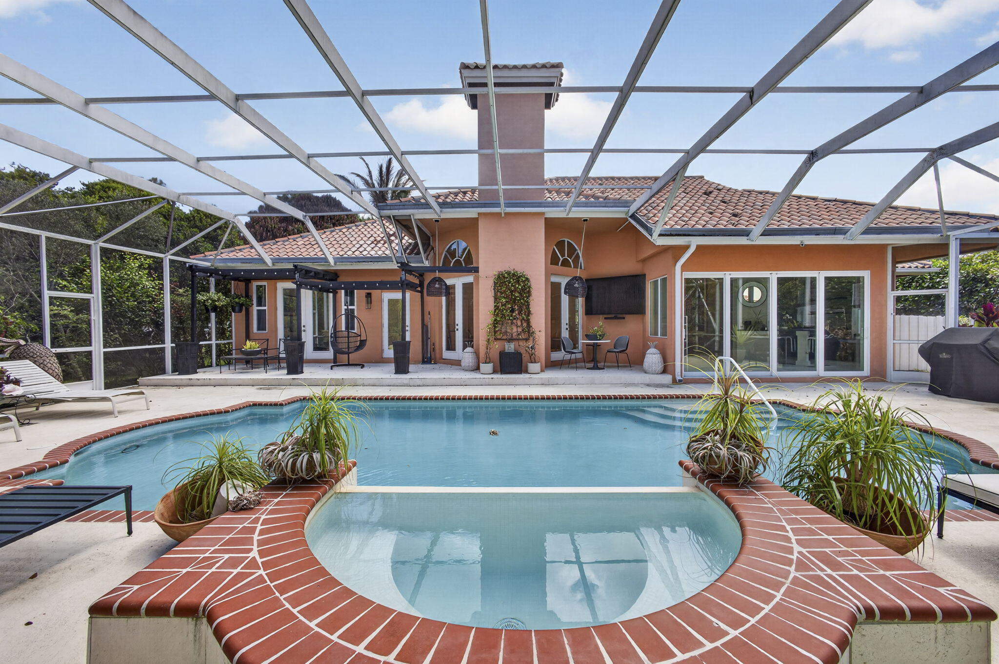 9328 SE Mystic Cove Terrace