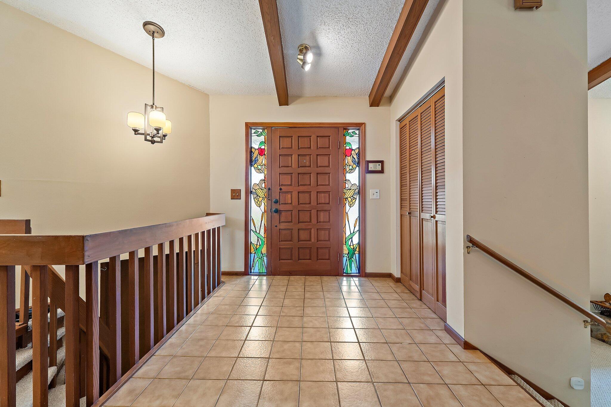702 Warren Drive