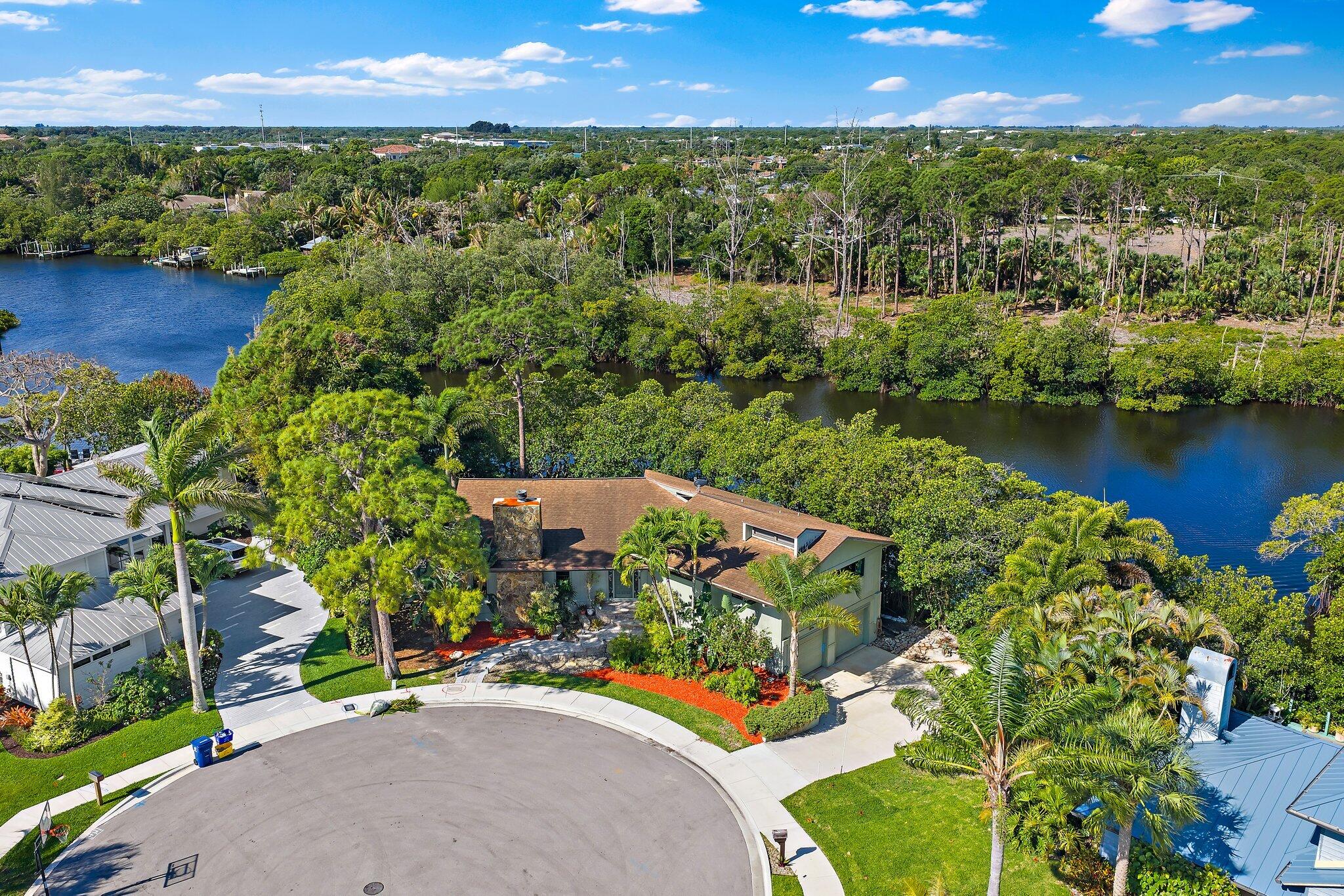 702 Warren Drive