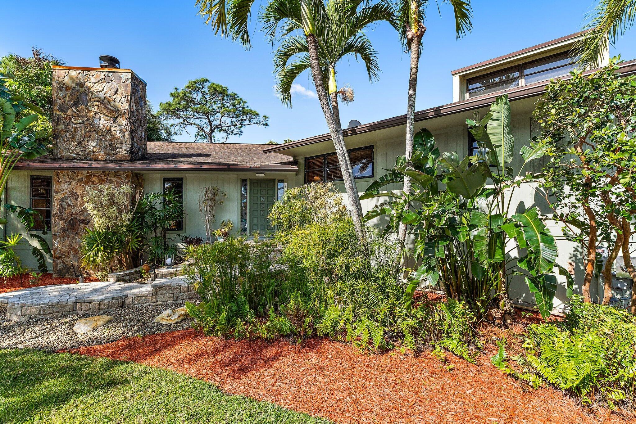 702 Warren Drive