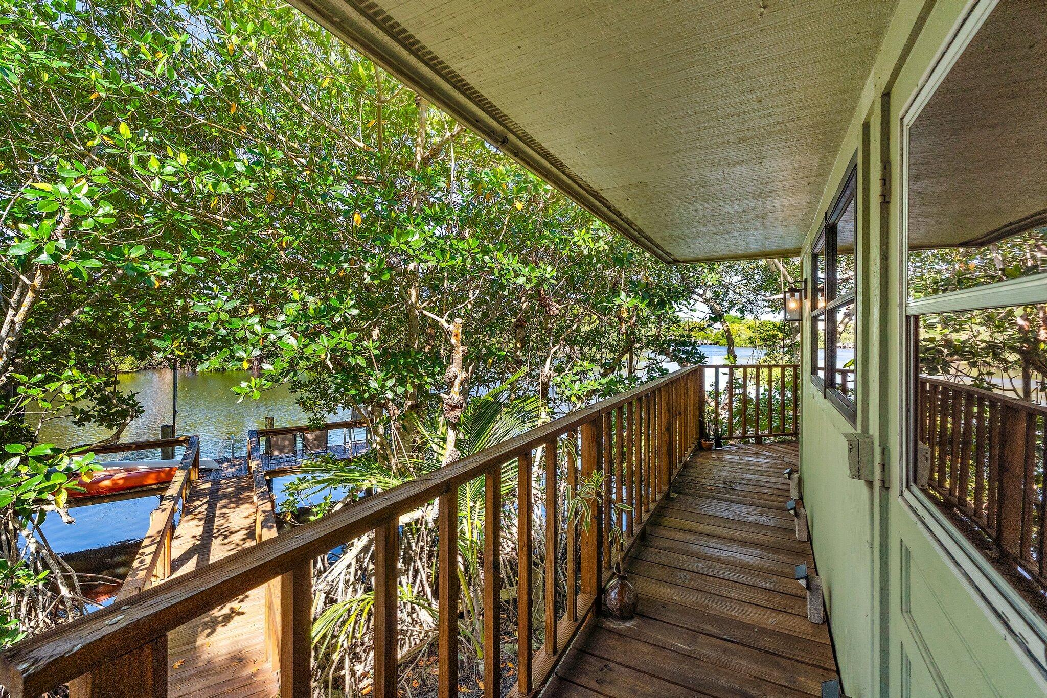 702 Warren Drive