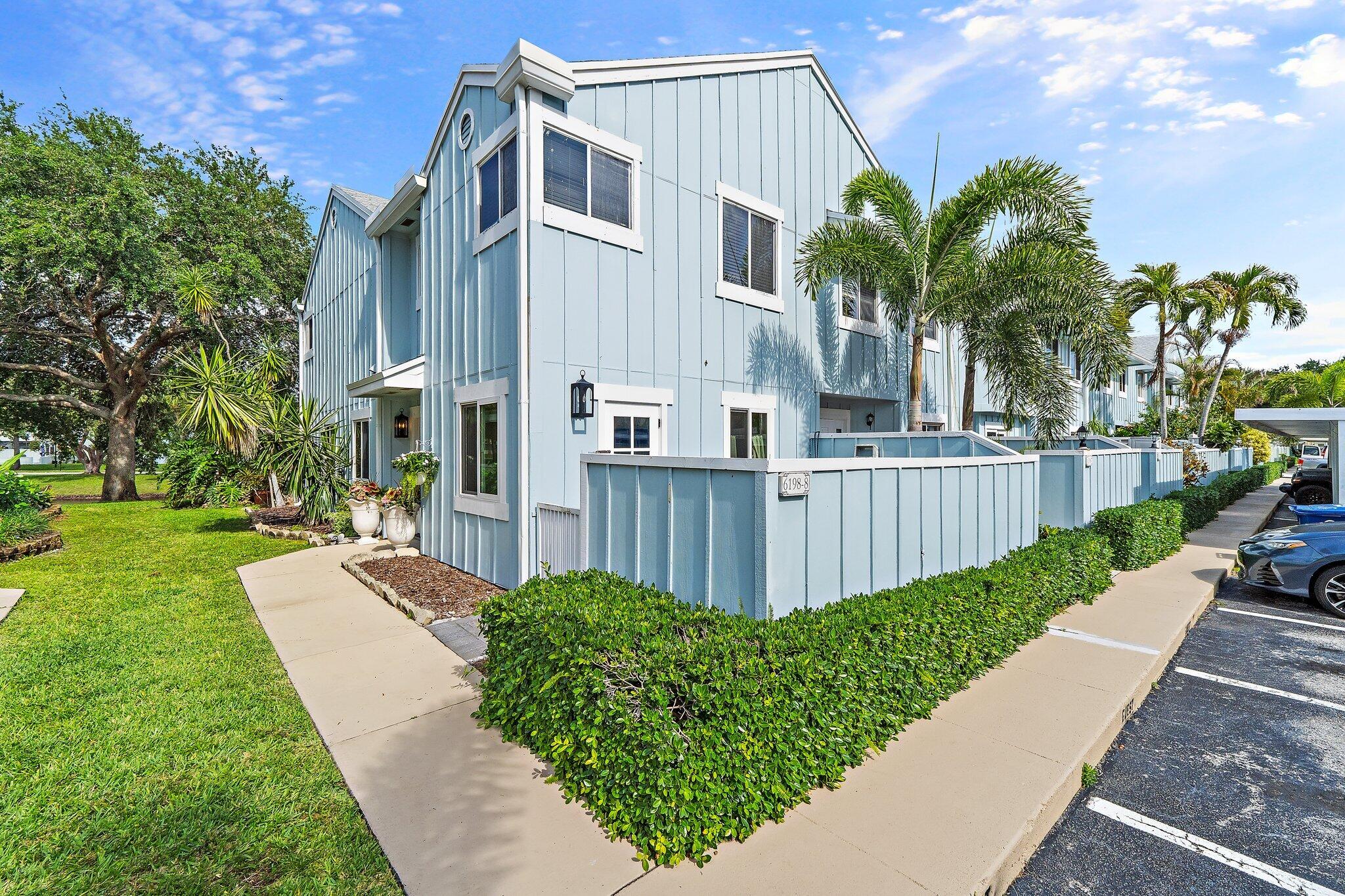 6198 Riverwalk Lane 8