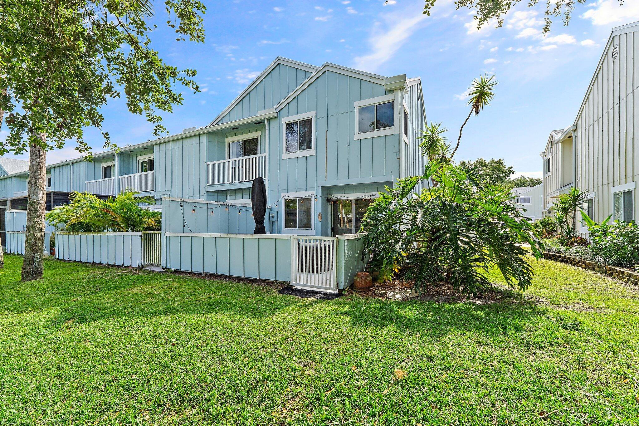 6198 Riverwalk Lane 8