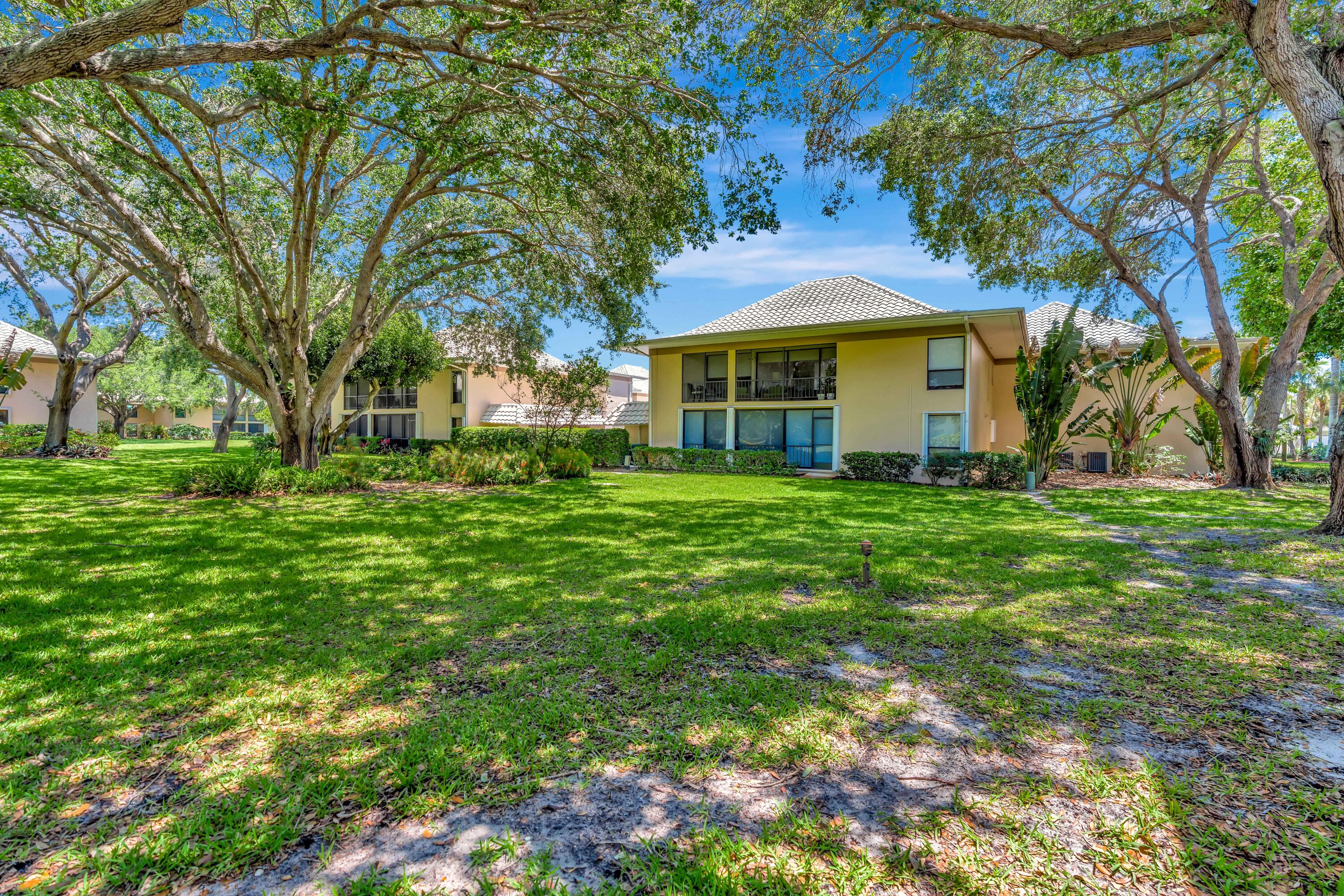 13 SE Turtle Creek Drive B