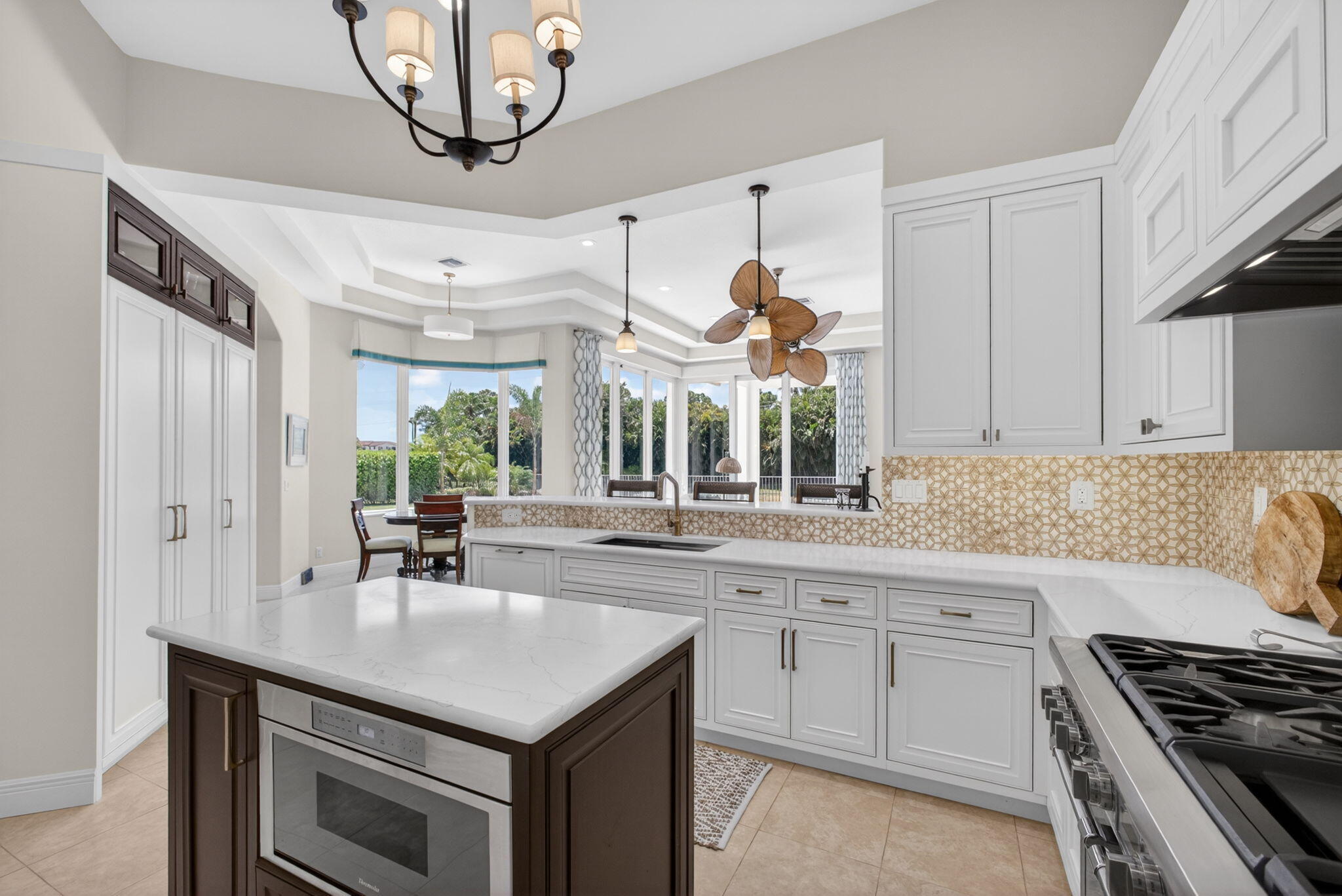 4131 Venetia Way