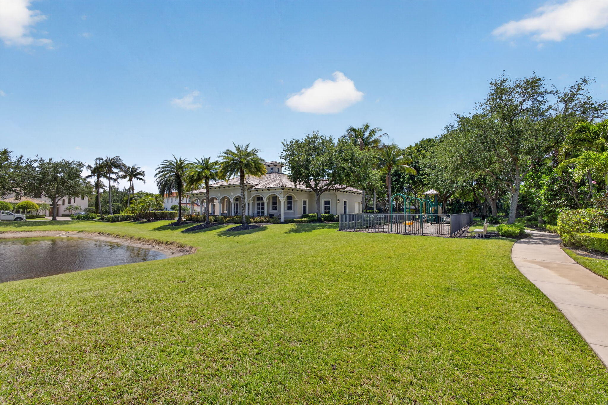 4131 Venetia Way