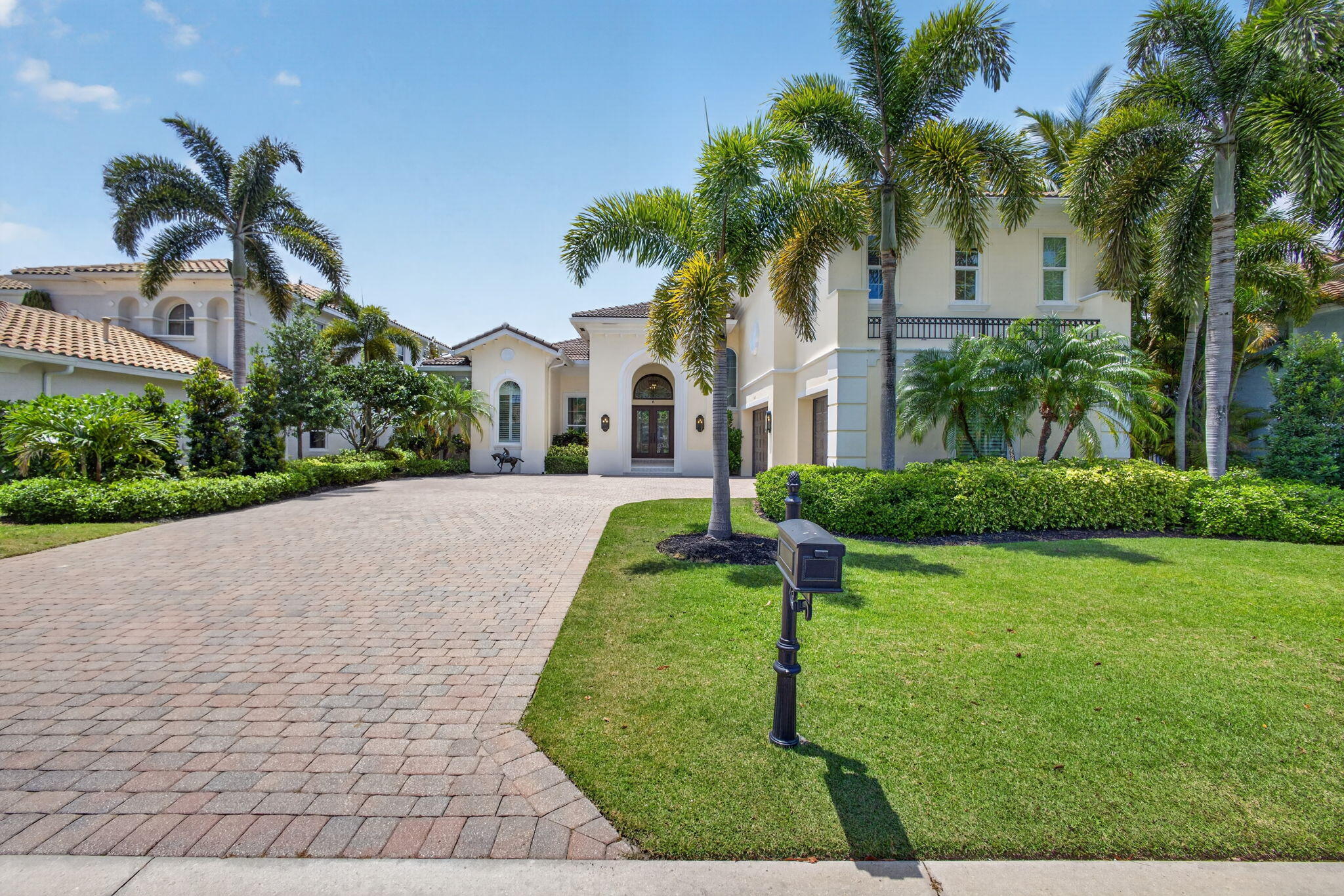 4131 Venetia Way