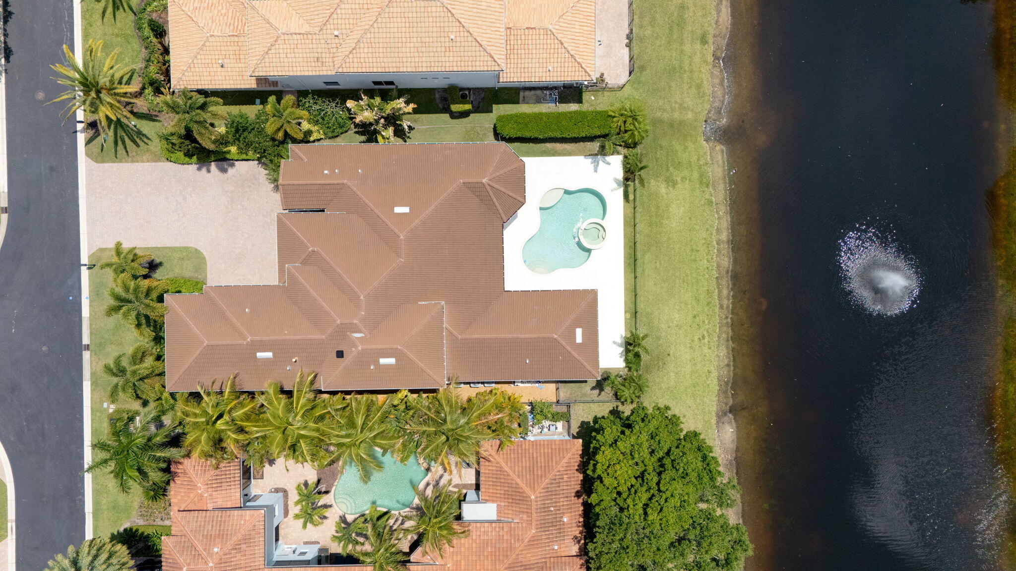 4131 Venetia Way