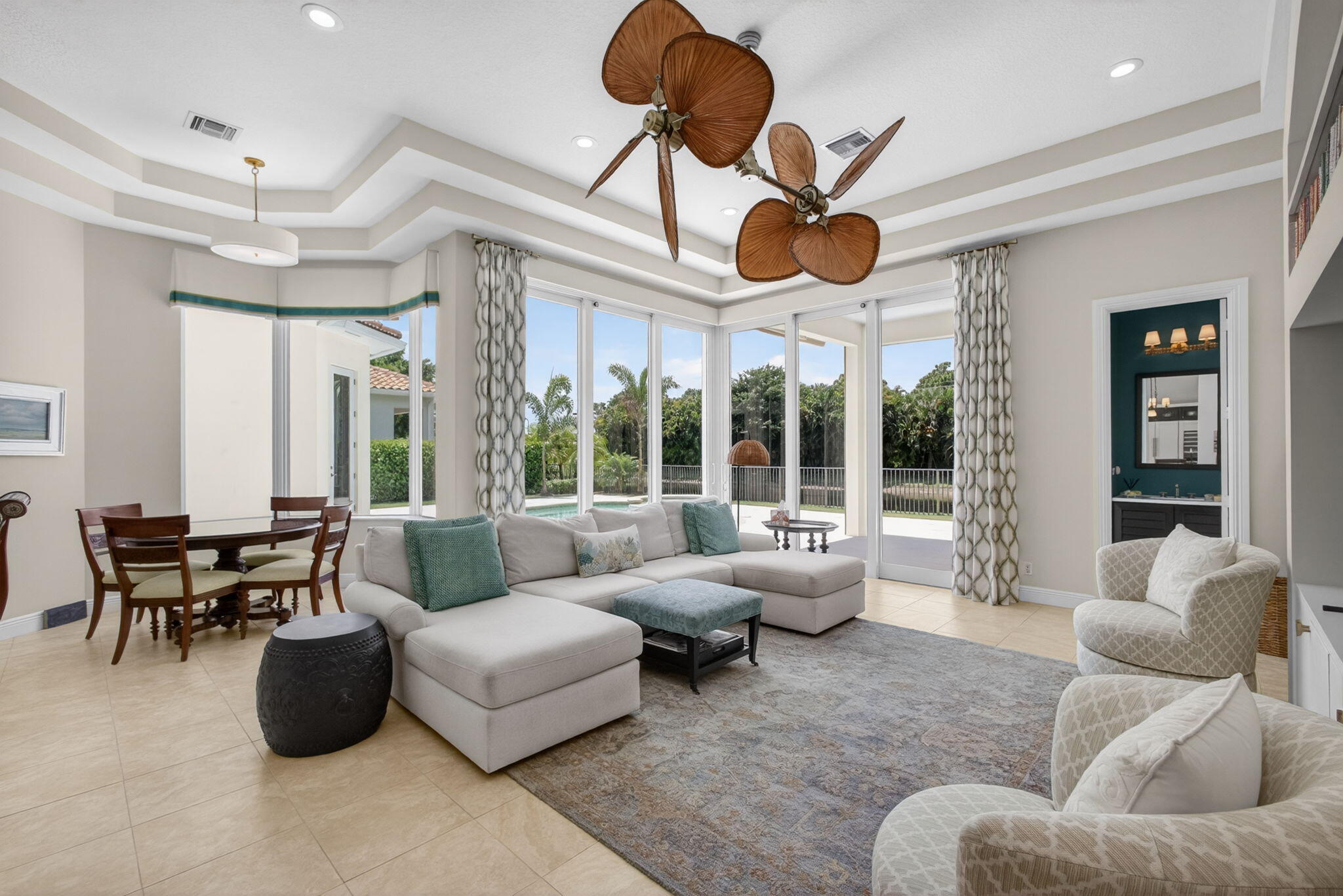 4131 Venetia Way