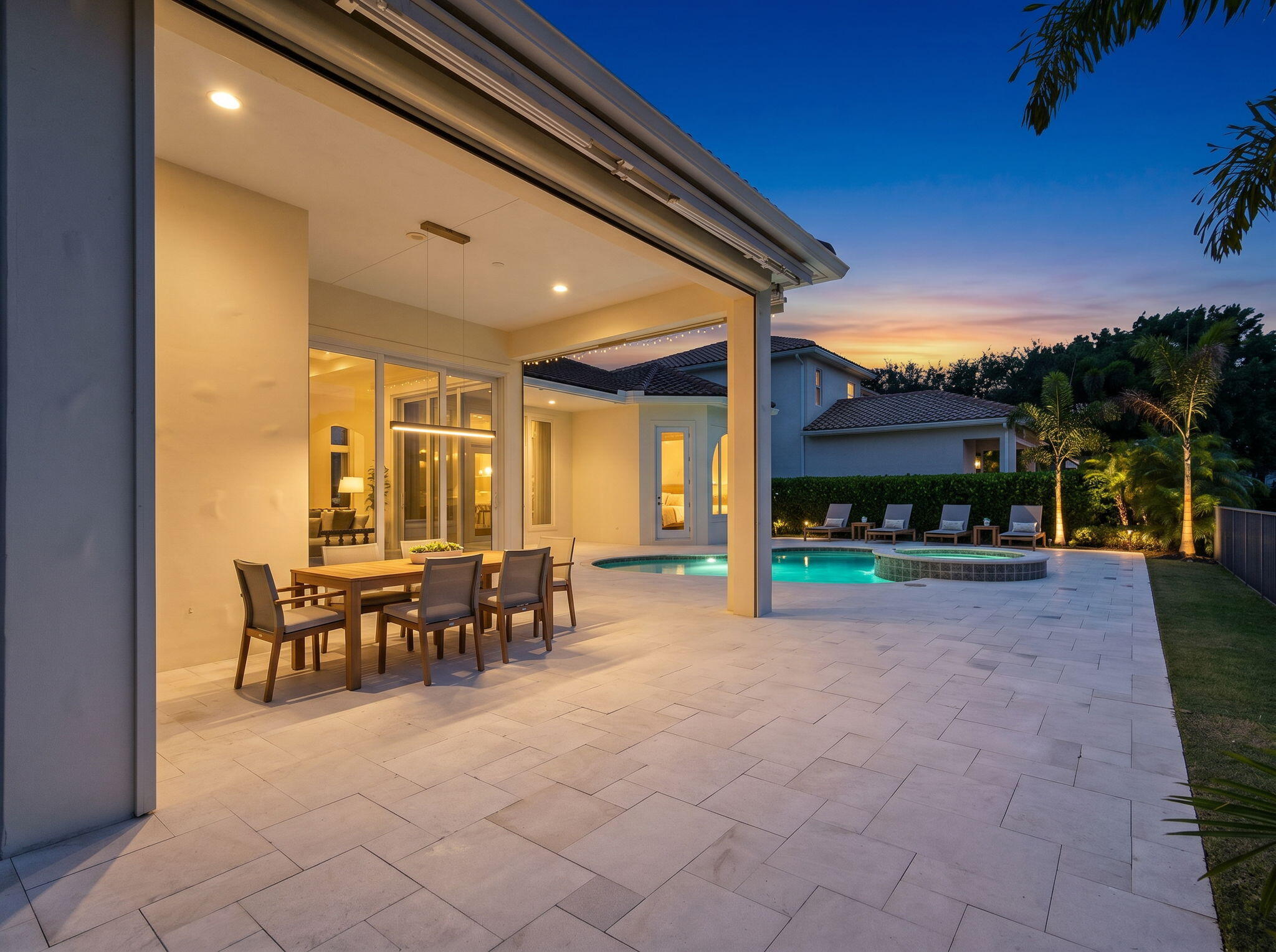 4131 Venetia Way