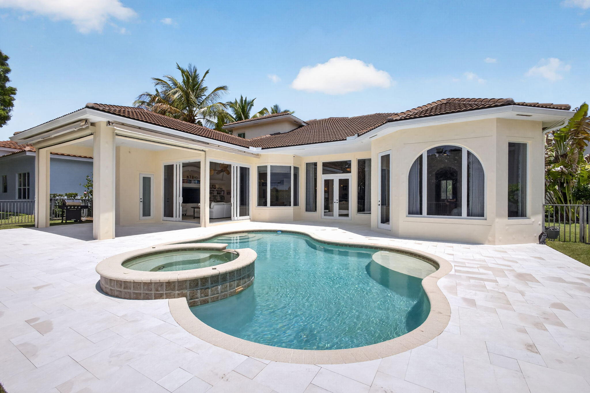 4131 Venetia Way