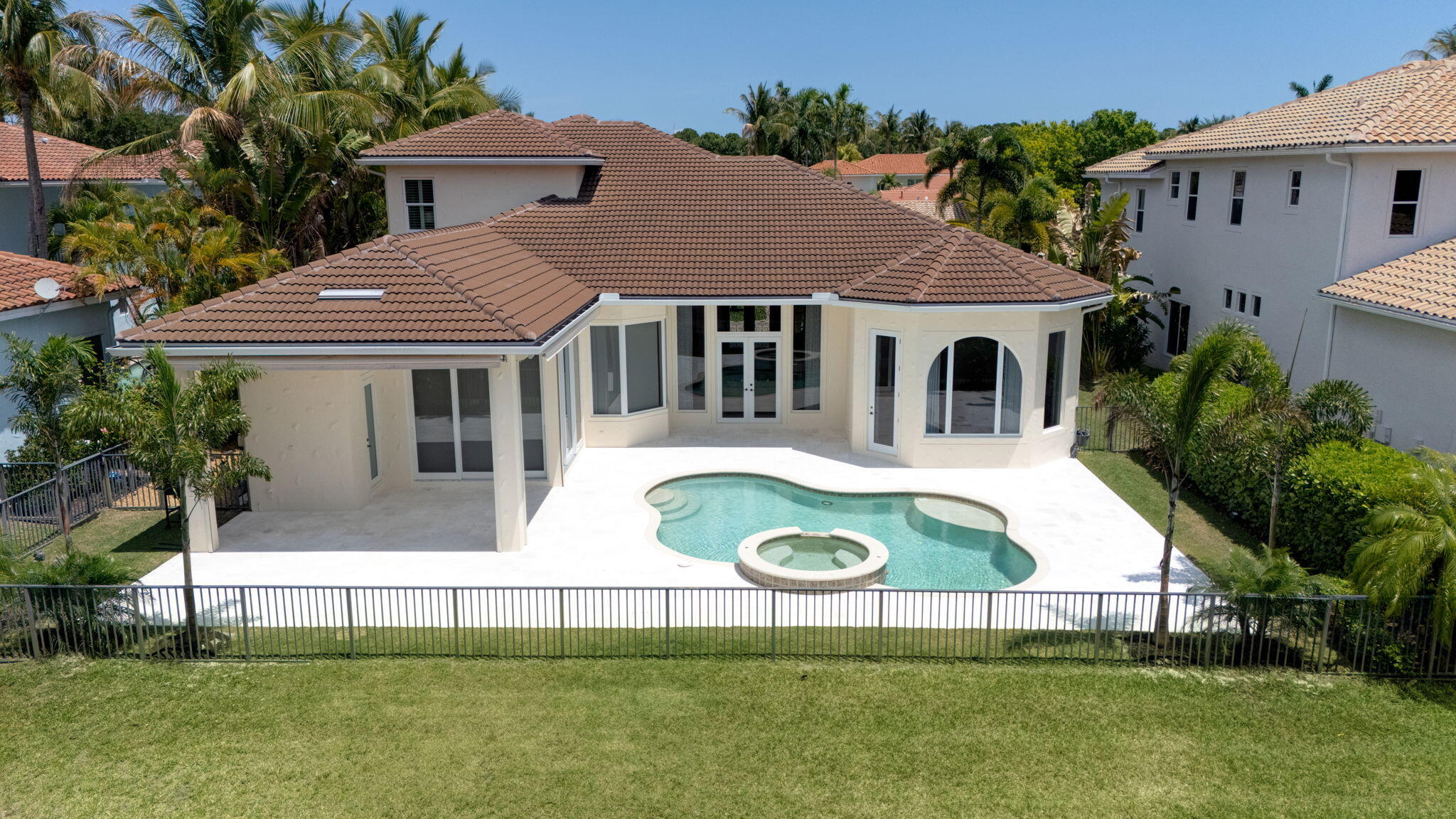 4131 Venetia Way