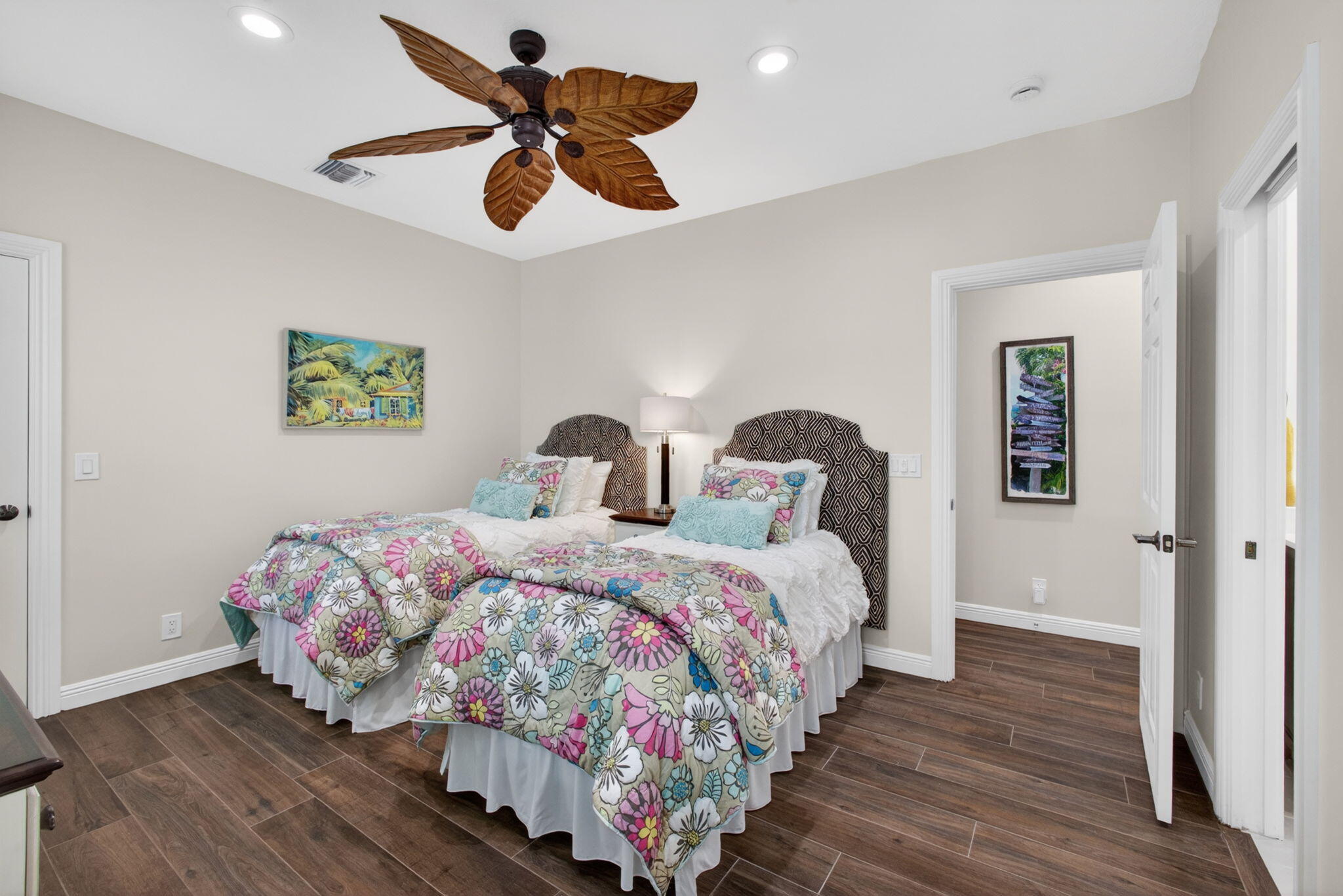 4131 Venetia Way