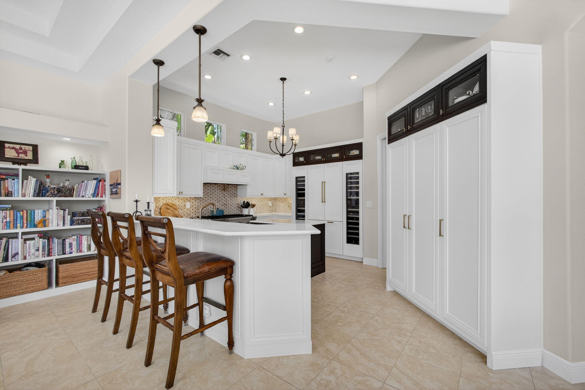 4131 Venetia Way