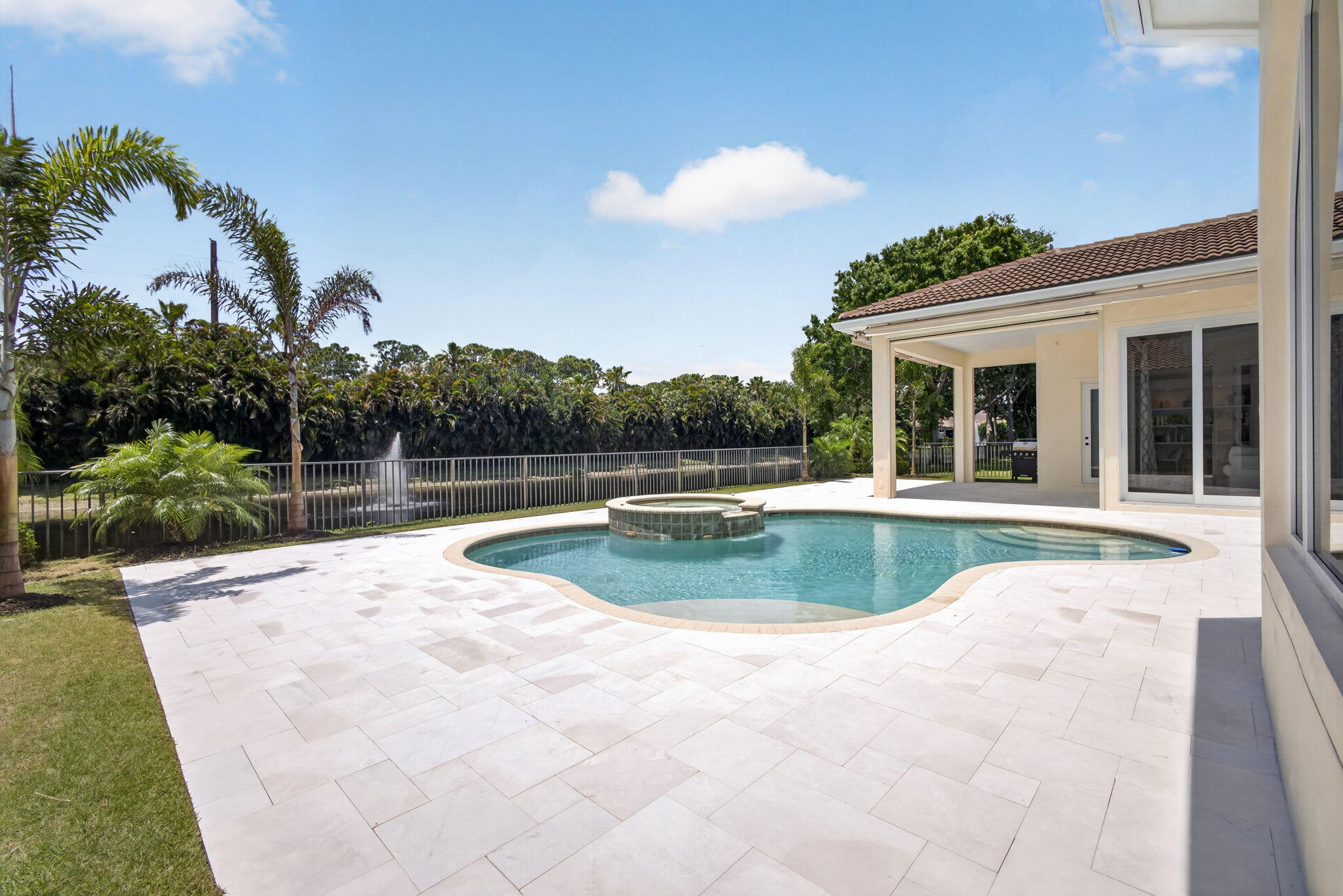 4131 Venetia Way