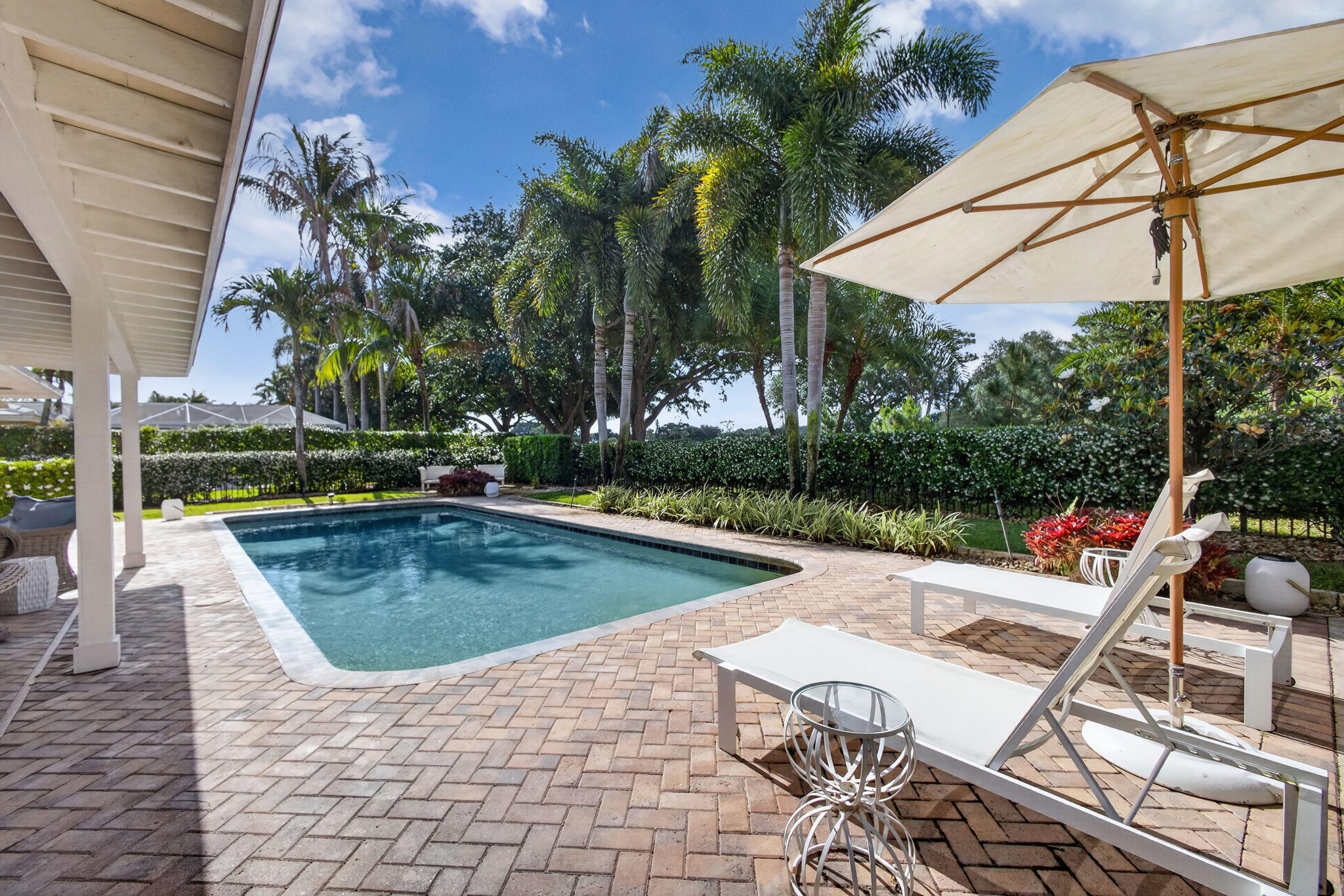 291 Country Club Drive