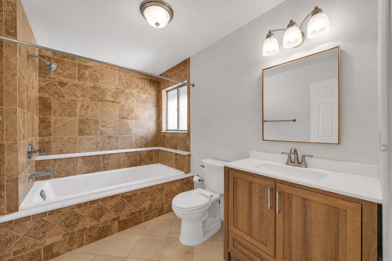 25 Lexington Lane W F