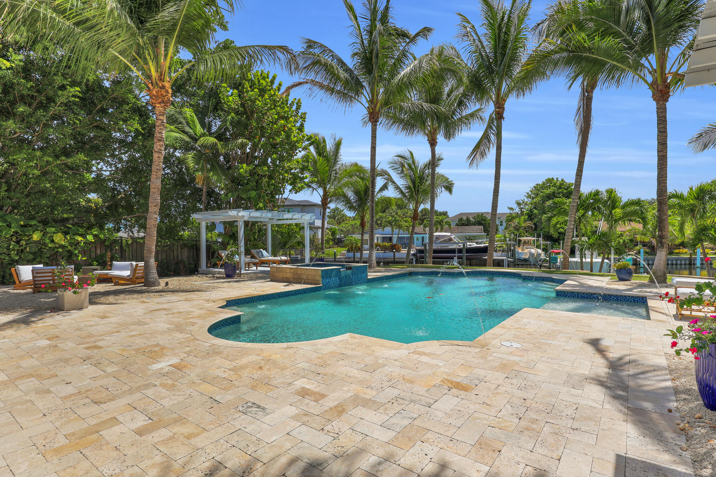 14138 Leeward Way .