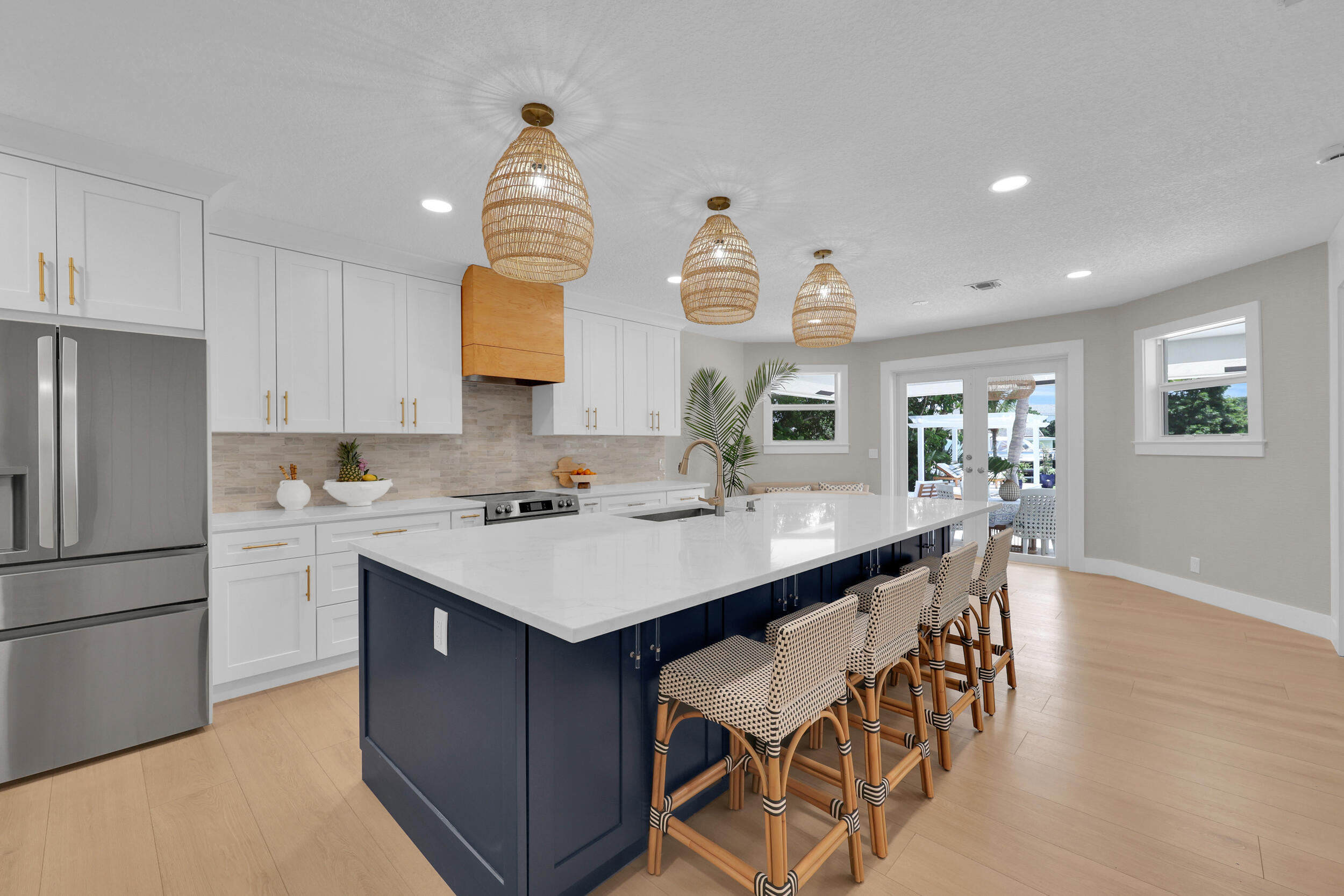 14138 Leeward Way .