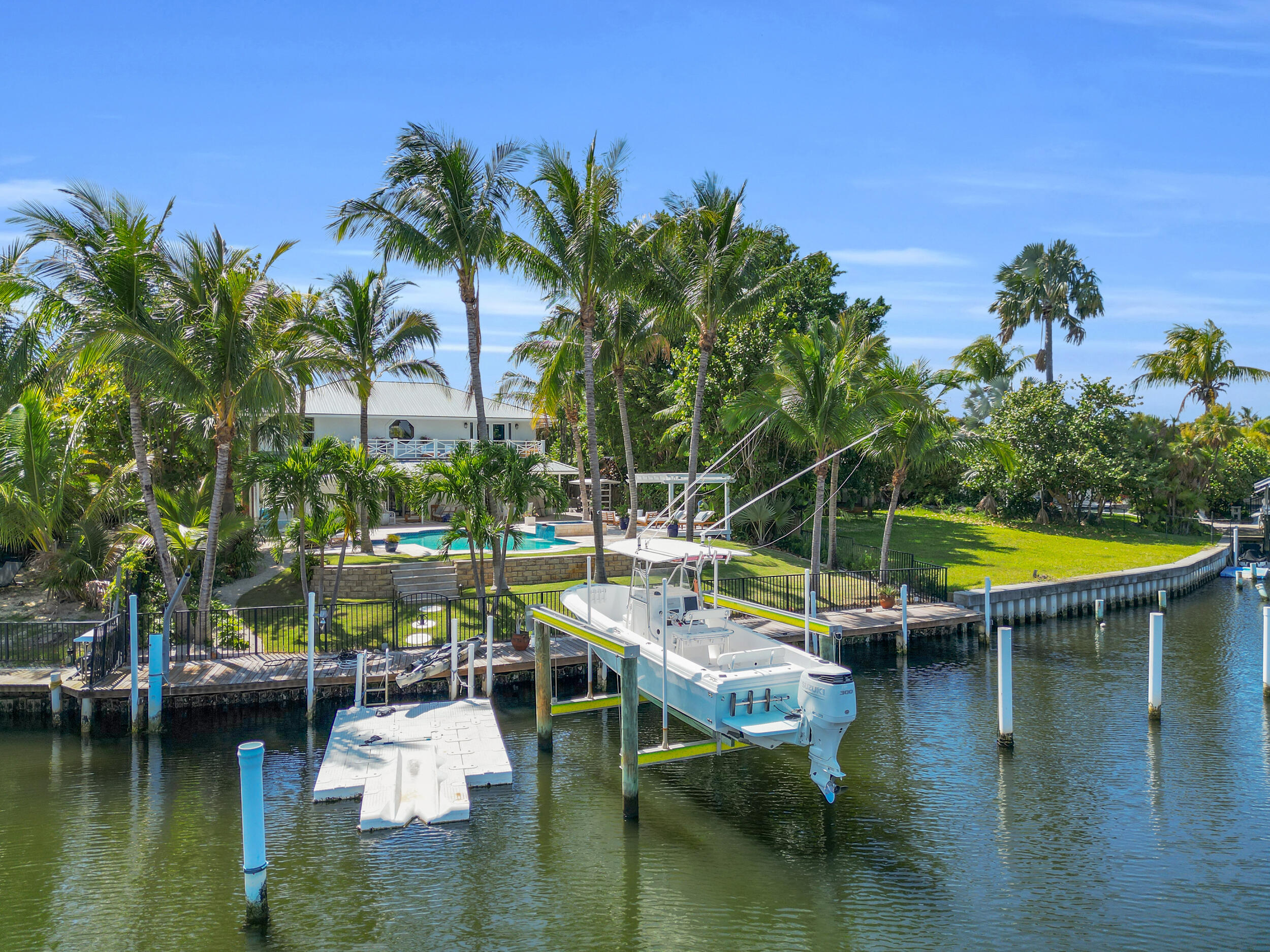 14138 Leeward Way .