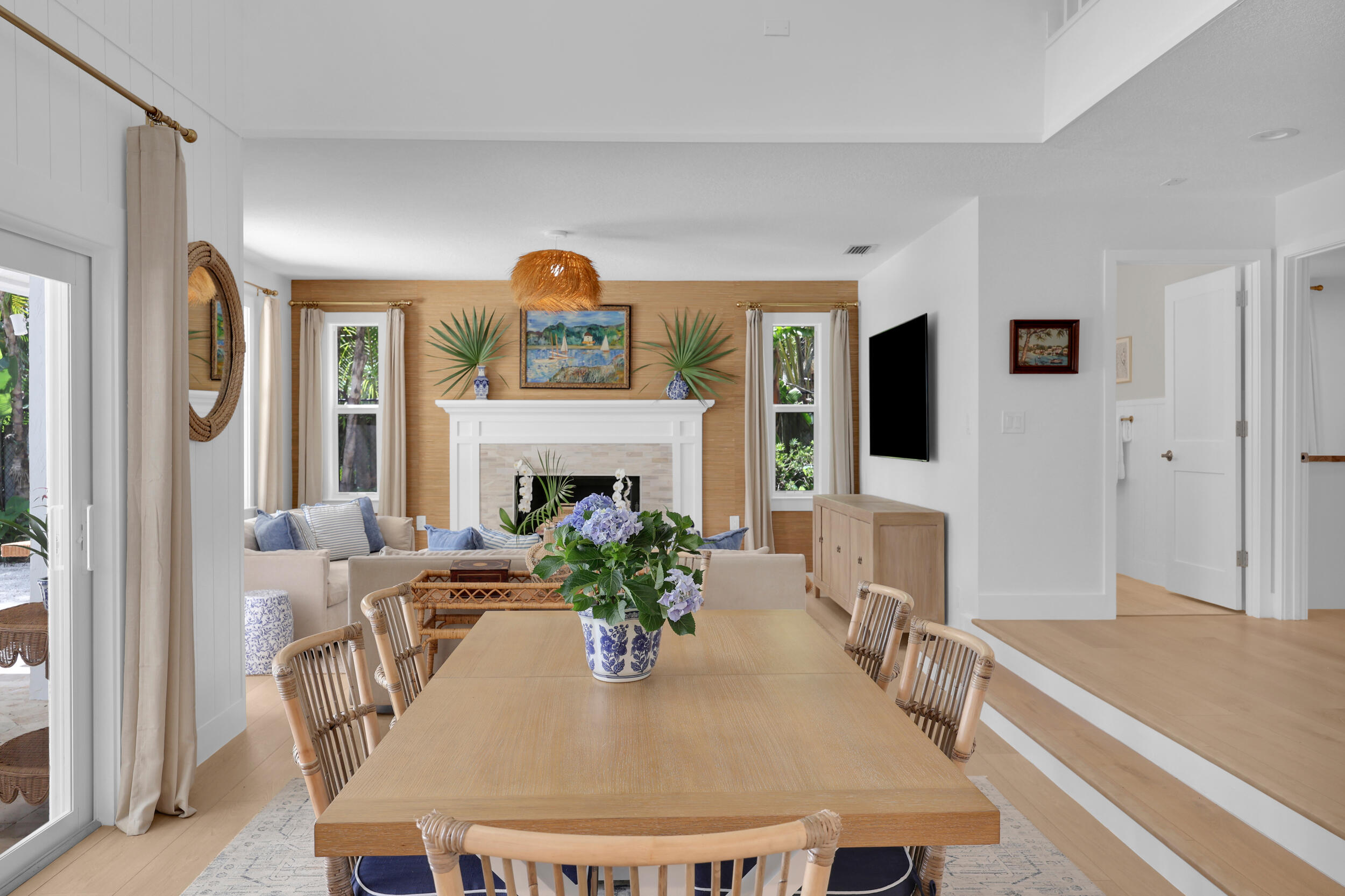 14138 Leeward Way .