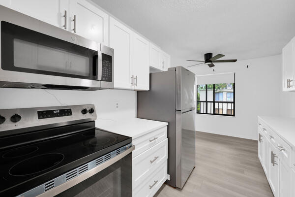 150 Pineview Road J6