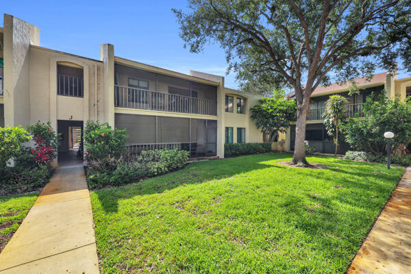 150 Pineview Road J6