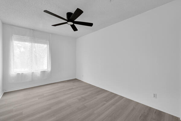 150 Pineview Road J6