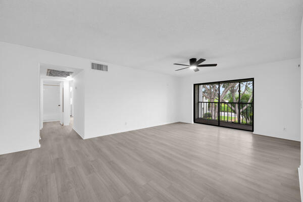 150 Pineview Road J6