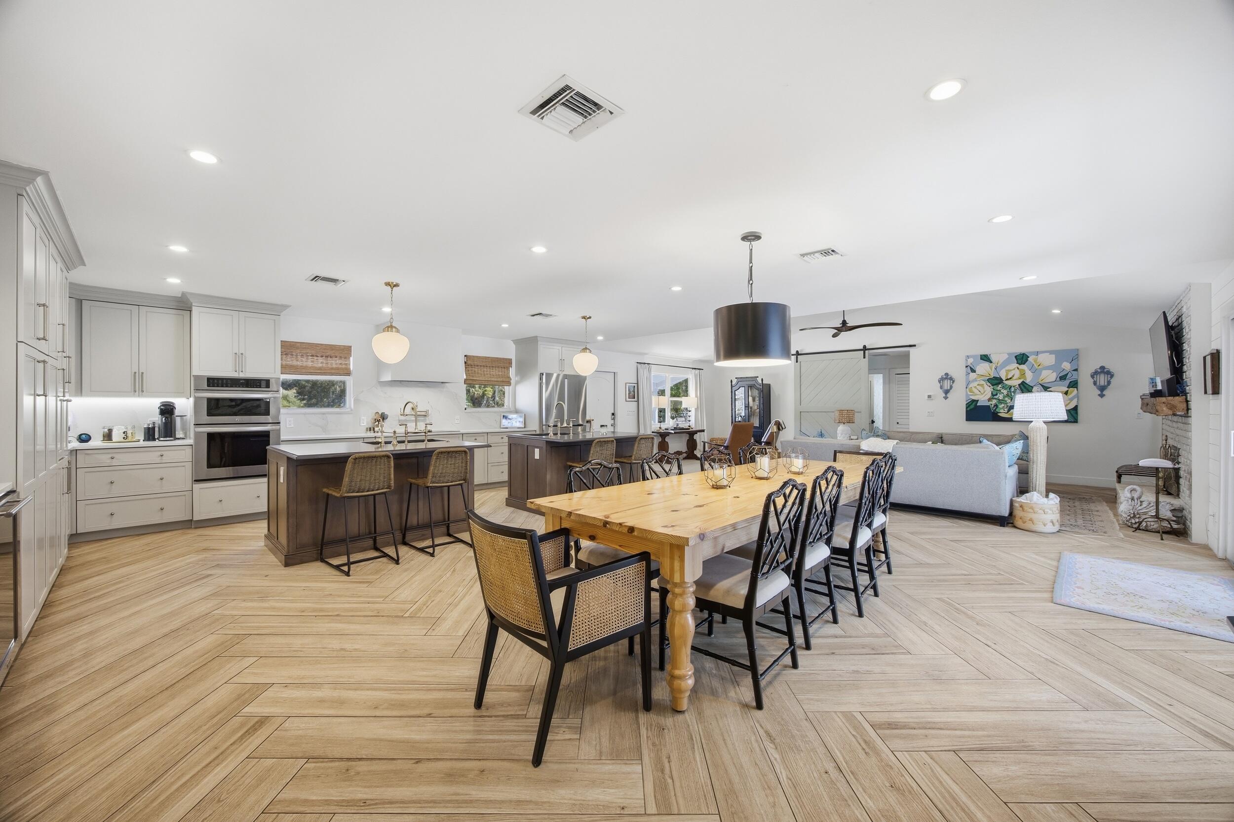 17655 Alexander Run, Farms