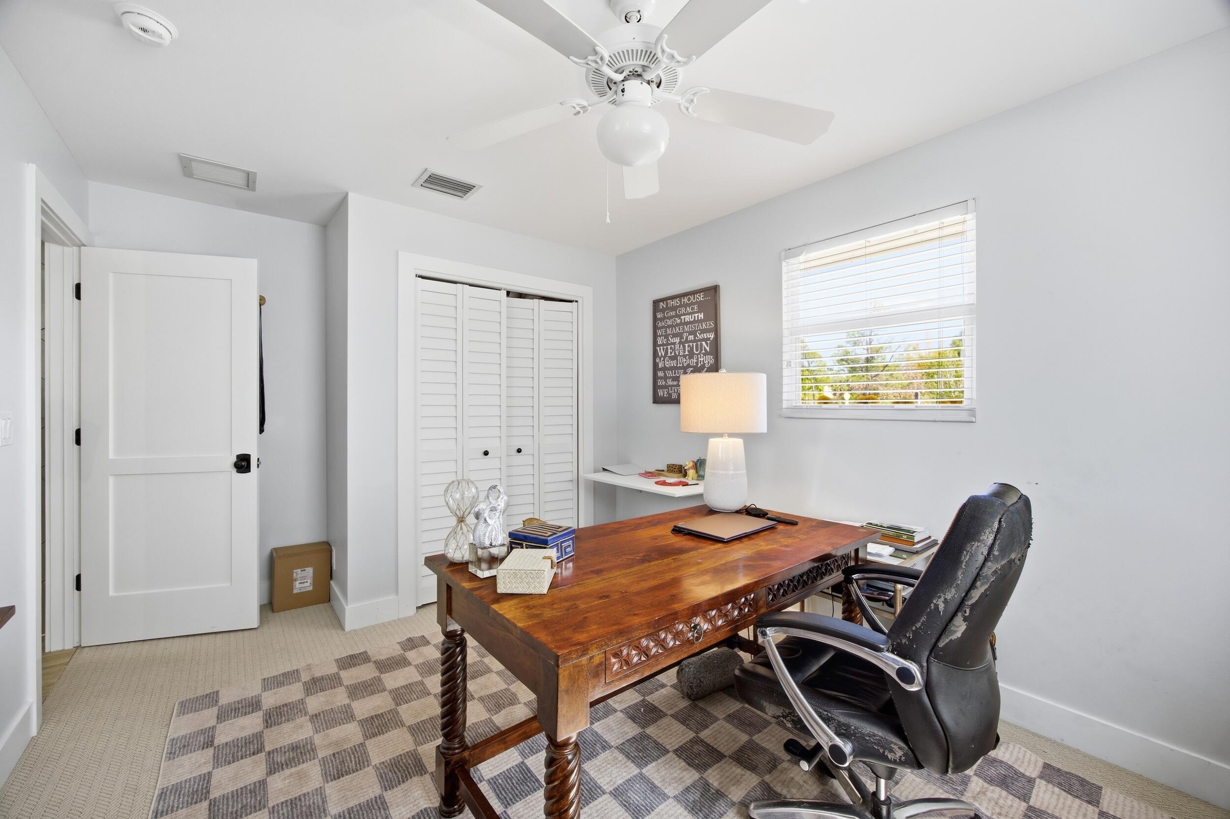 17655 Alexander Run, Farms