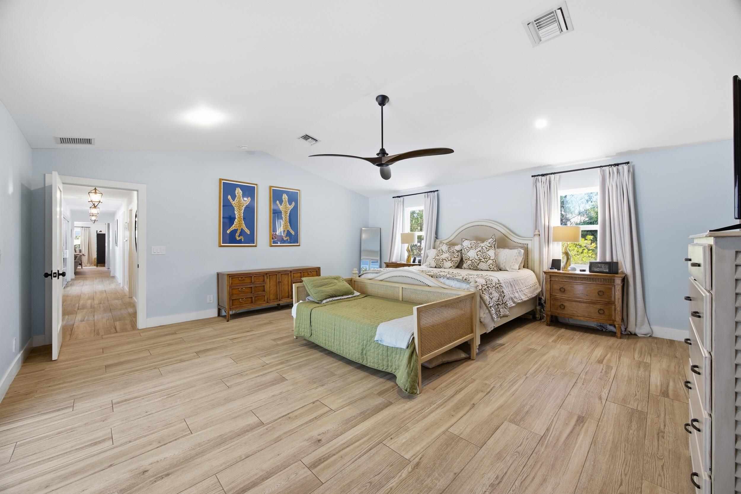 17655 Alexander Run, Farms