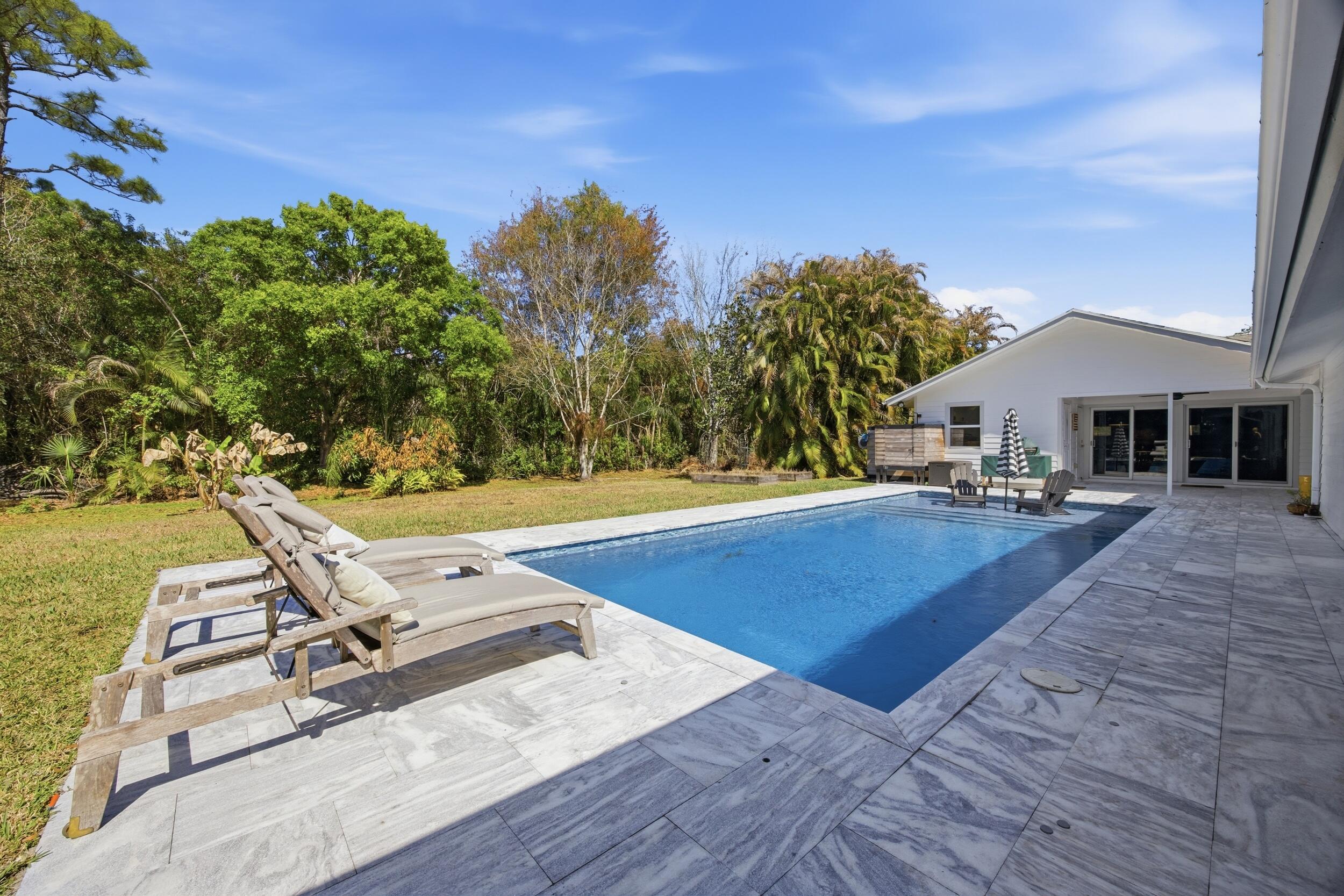 17655 Alexander Run, Farms