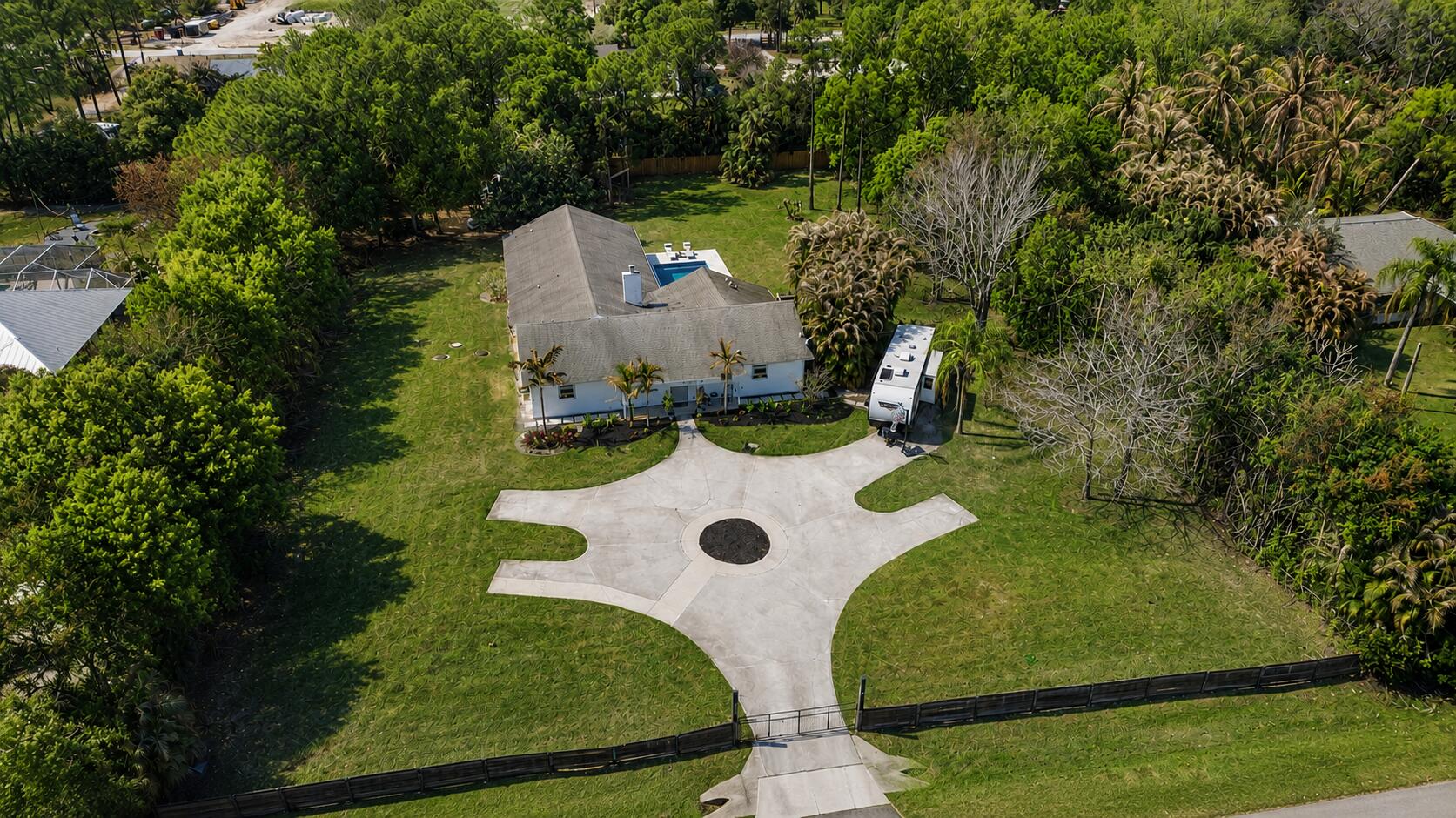 17655 Alexander Run, Farms