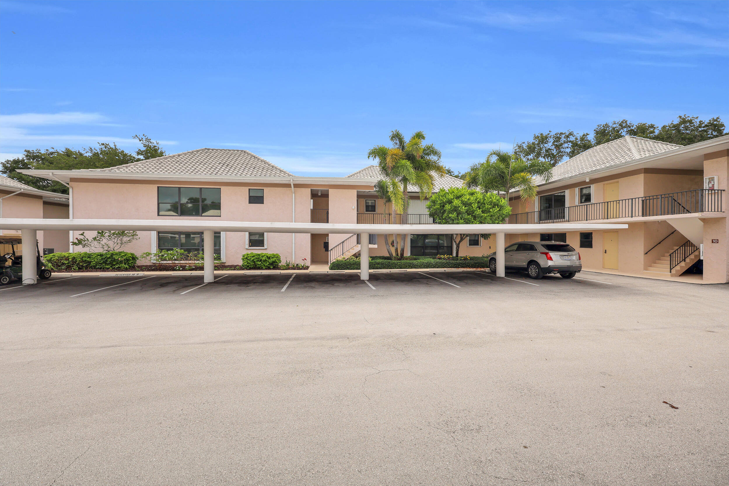 10 SE Turtle Creek Drive Unit B