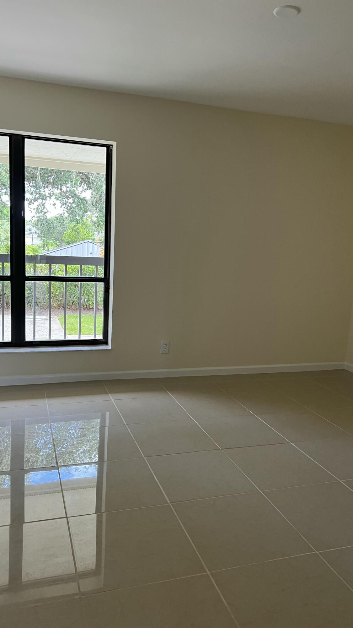 10507 SE Terrapin Place E-203