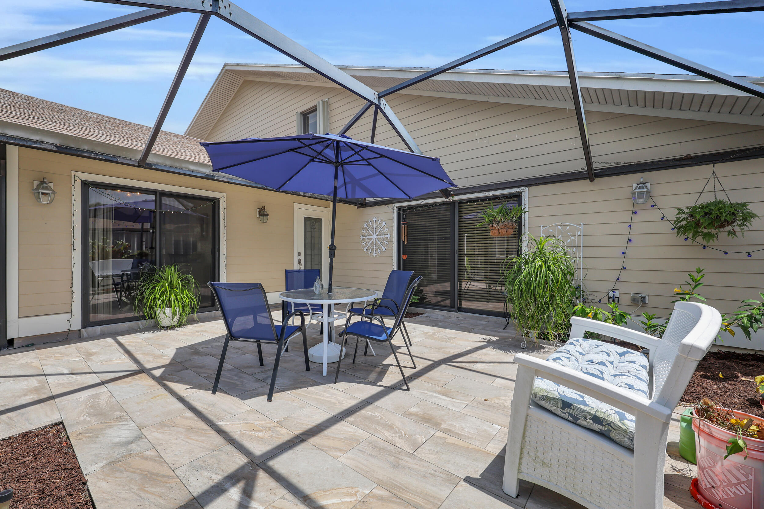 802 Summerwinds Lane