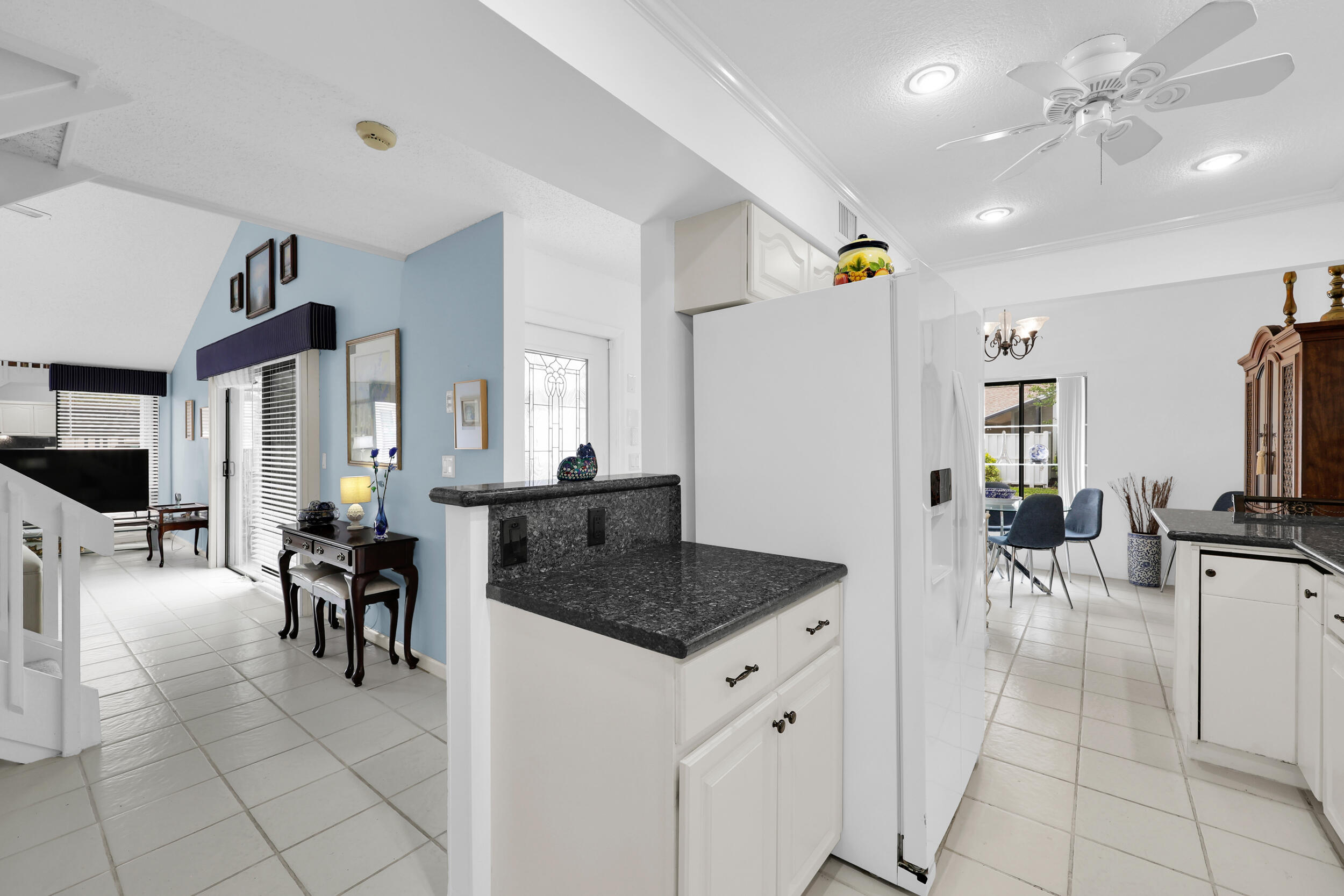 802 Summerwinds Lane